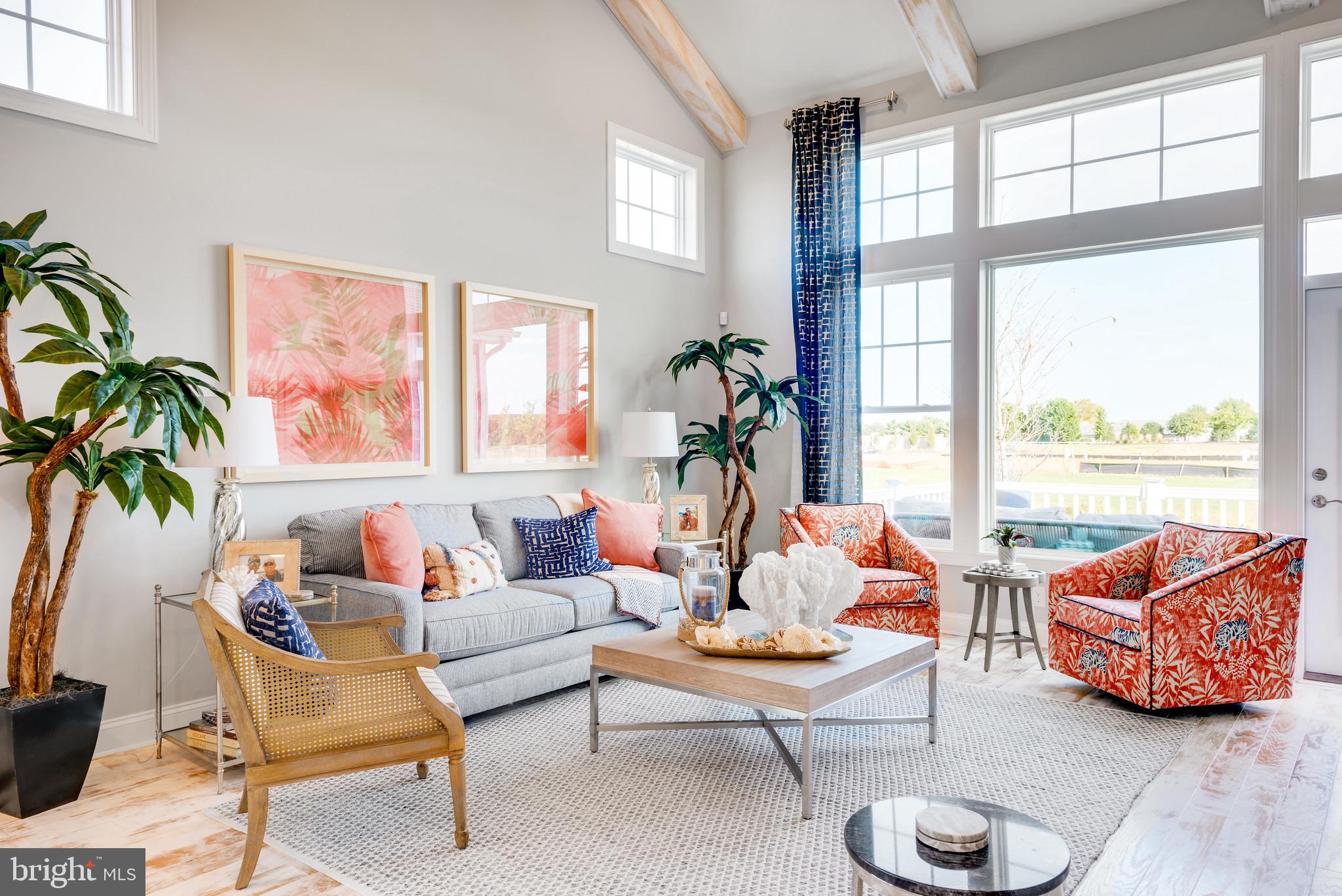 LIGHTSHIP COVE - Residential