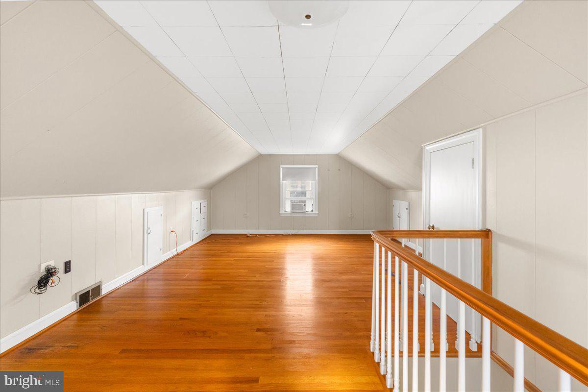 SHAWNEE HEIGHTS - Residential