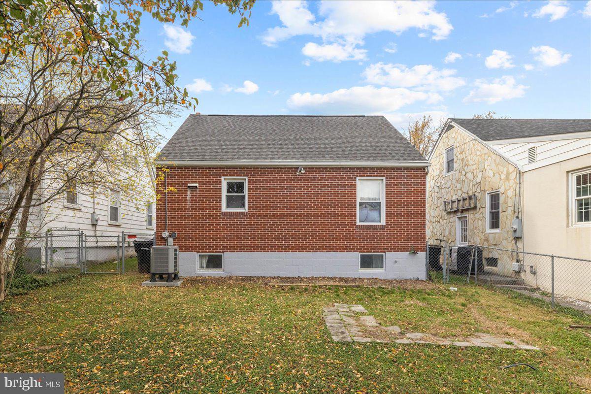 SHAWNEE HEIGHTS - Residential