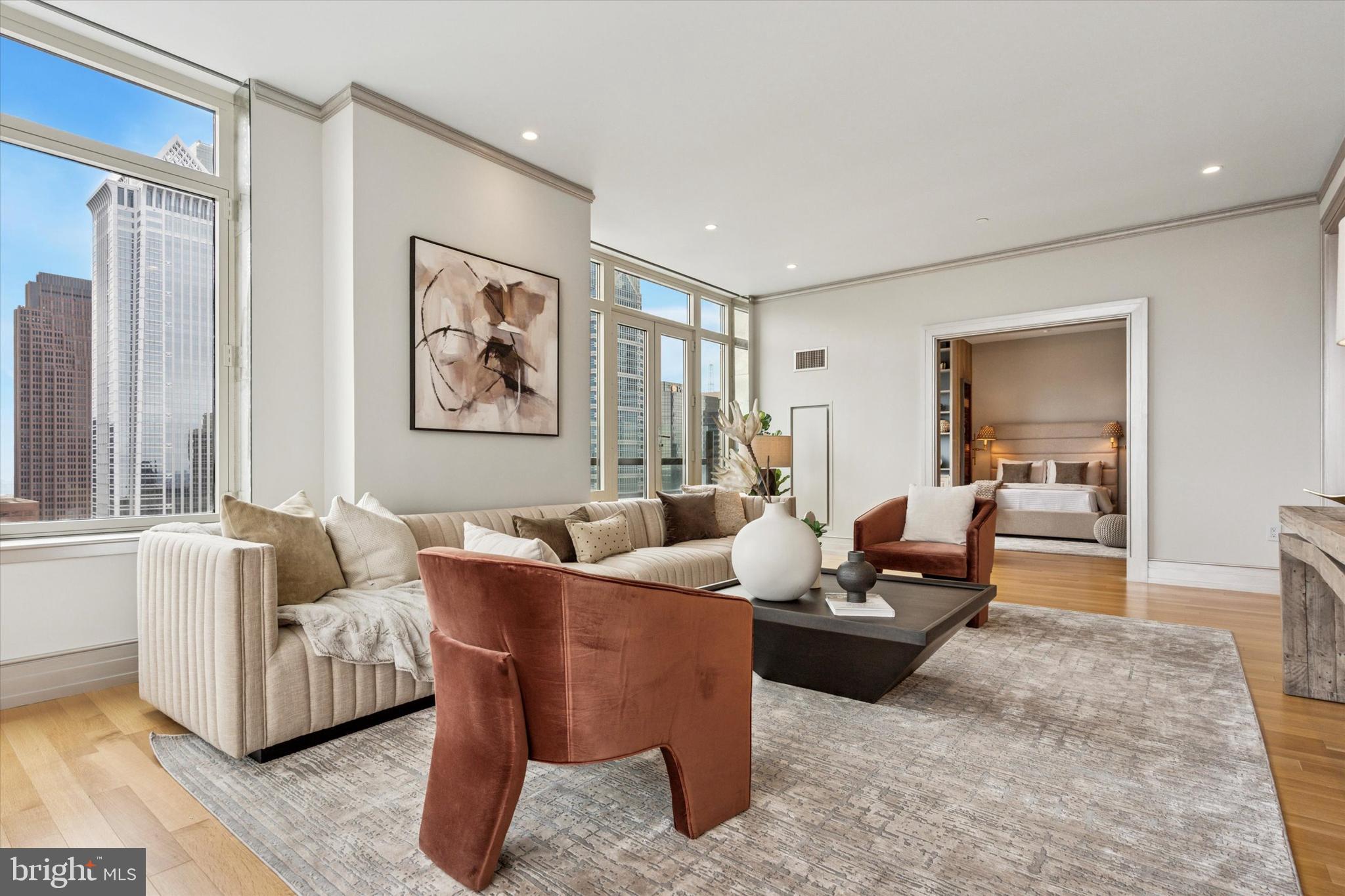 RITTENHOUSE SQUARE - Residential