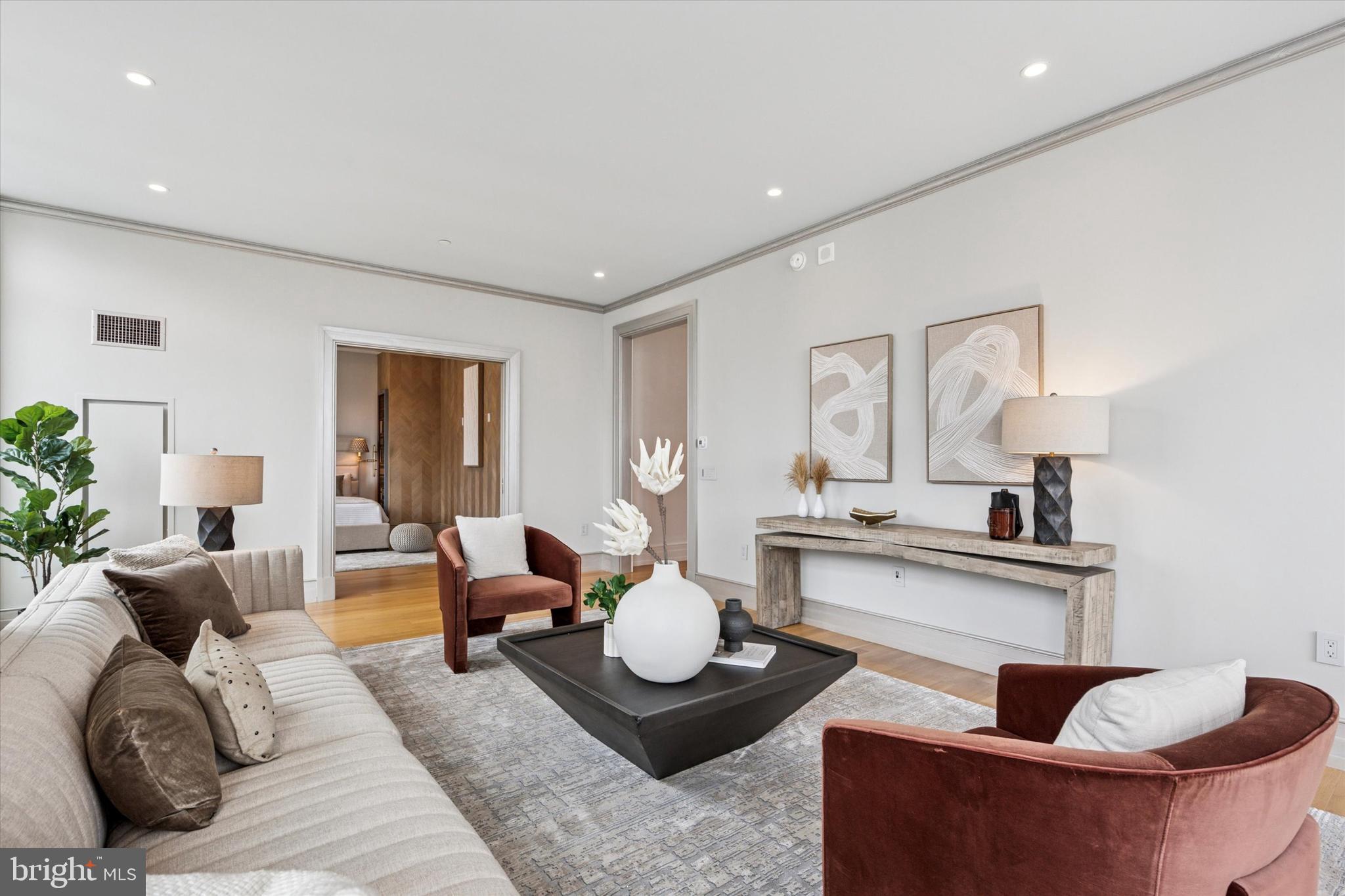 RITTENHOUSE SQUARE - Residential