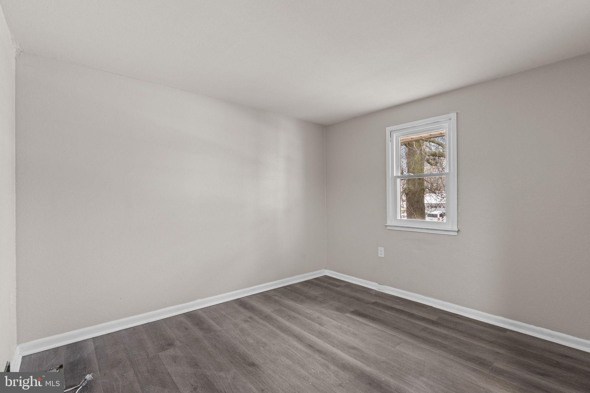 MILL CREEK - Residential