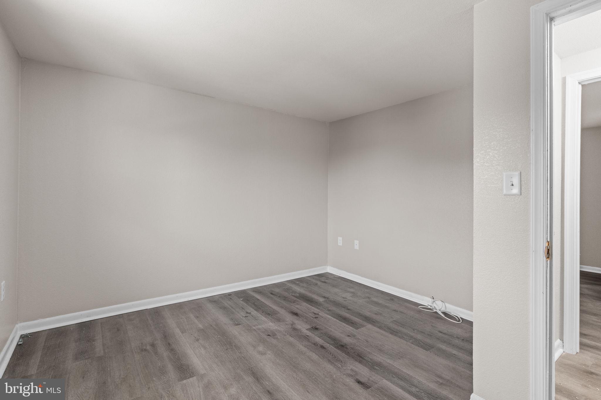 MILL CREEK - Residential