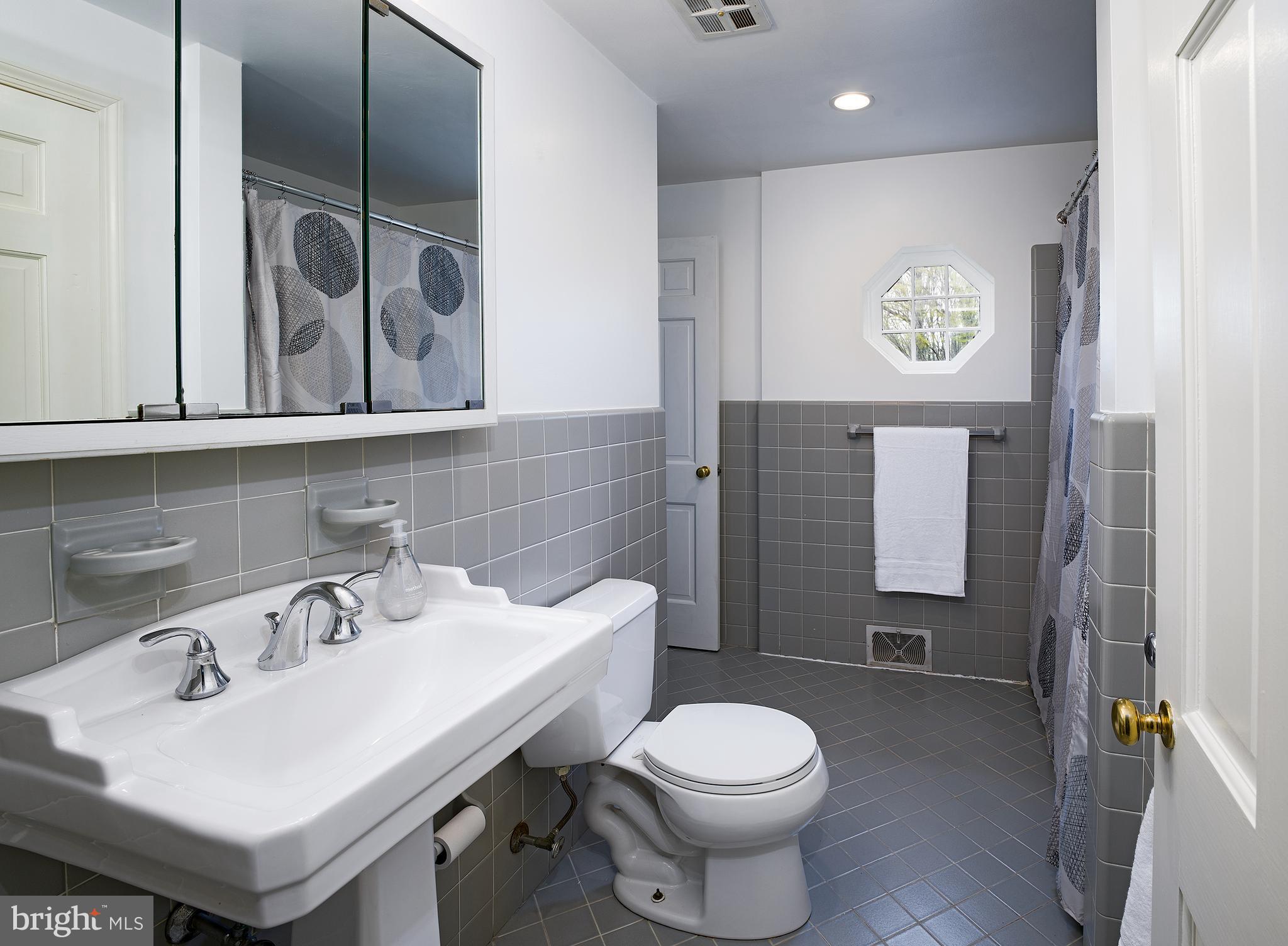 BRYN MAWR - Residential