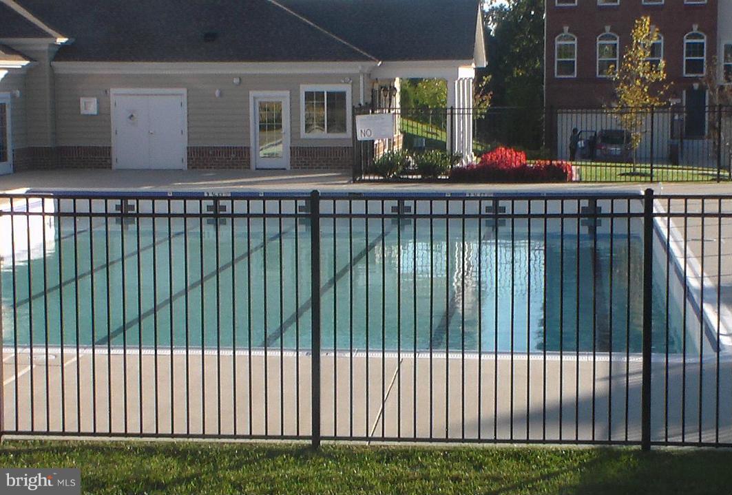 FIELDSTONE FARM - Residential