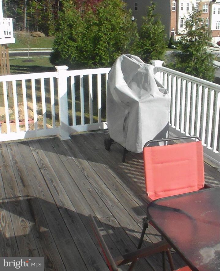 FIELDSTONE FARM - Residential