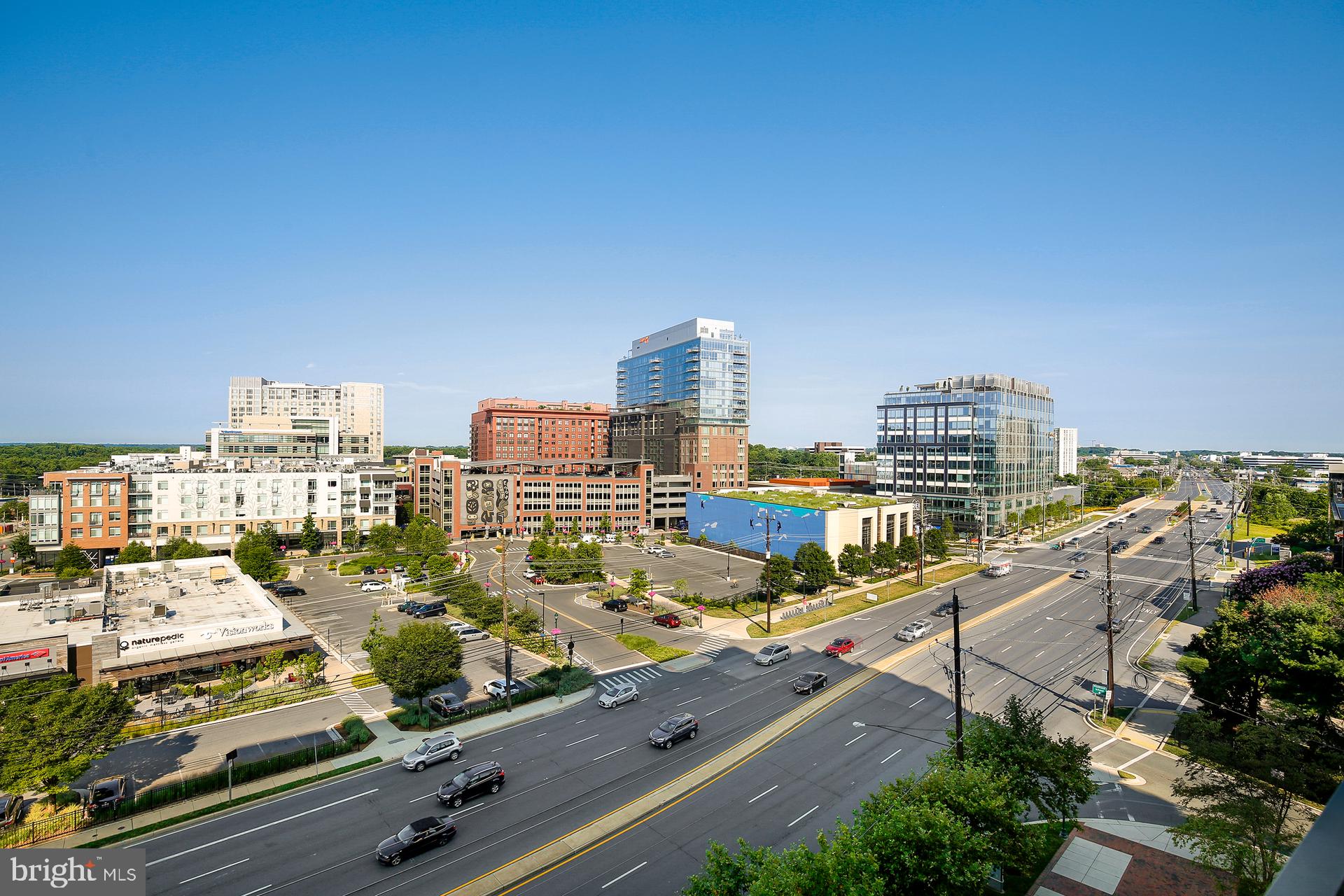 GALLERY AT WHITE FLINT - Residential
