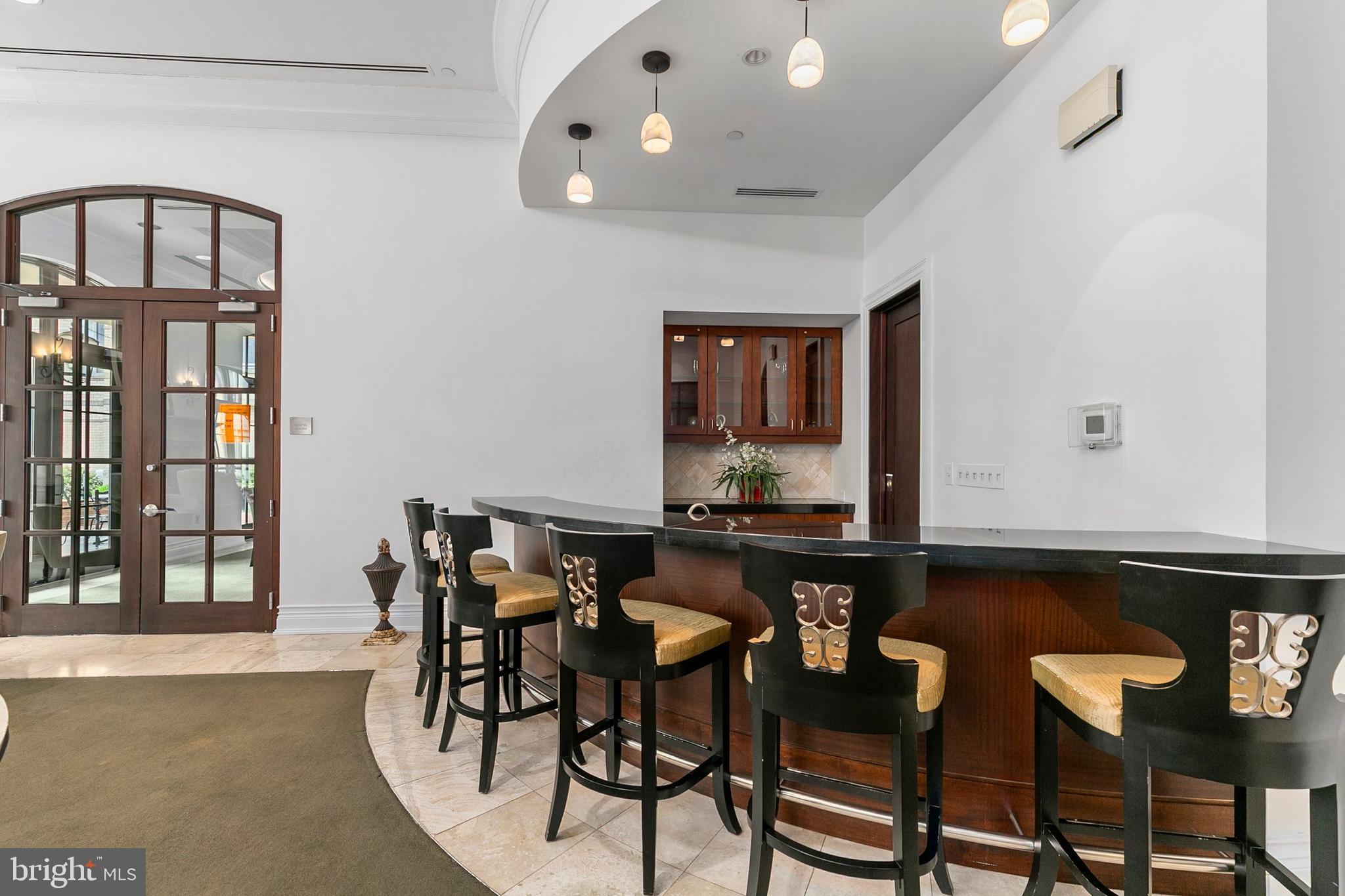 GALLERY AT WHITE FLINT - Residential