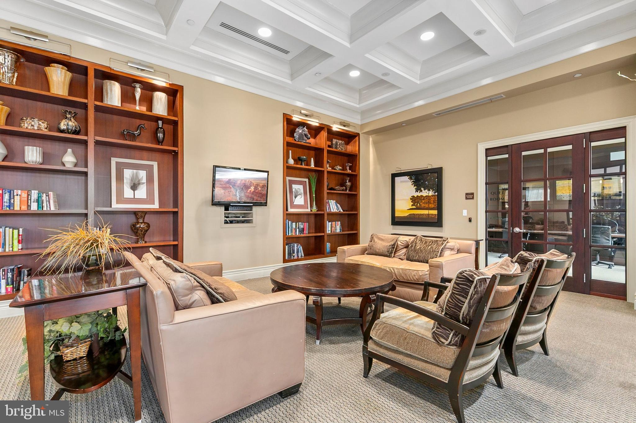 GALLERY AT WHITE FLINT - Residential