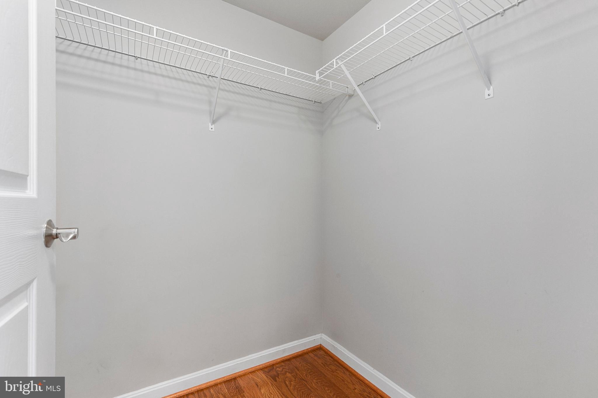 GALLERY AT WHITE FLINT - Residential