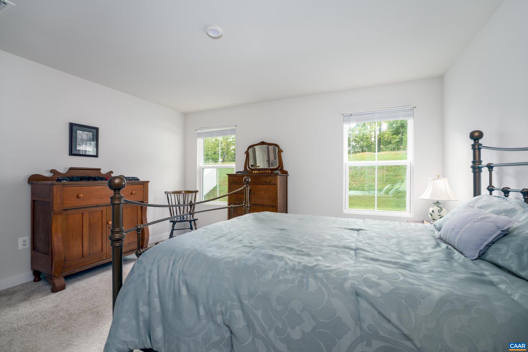 VILLAGE OAKS - Residential