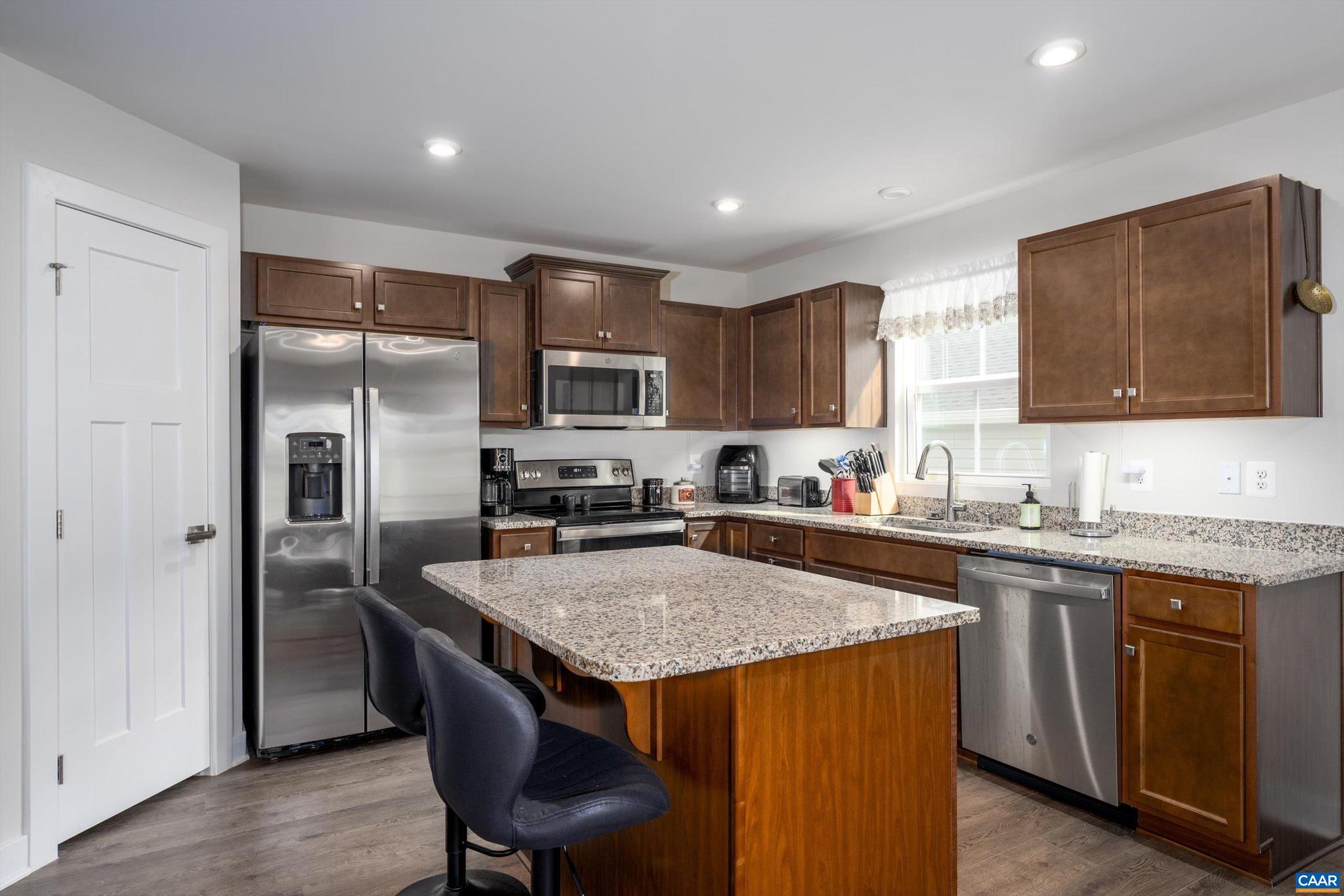 VILLAGE OAKS - Residential