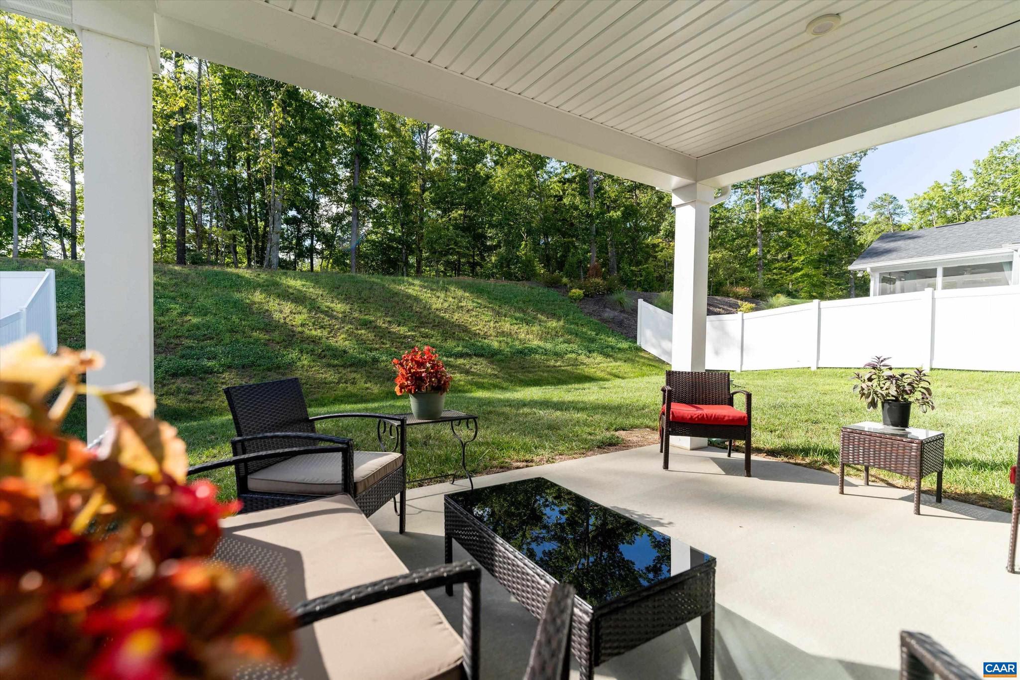 VILLAGE OAKS - Residential