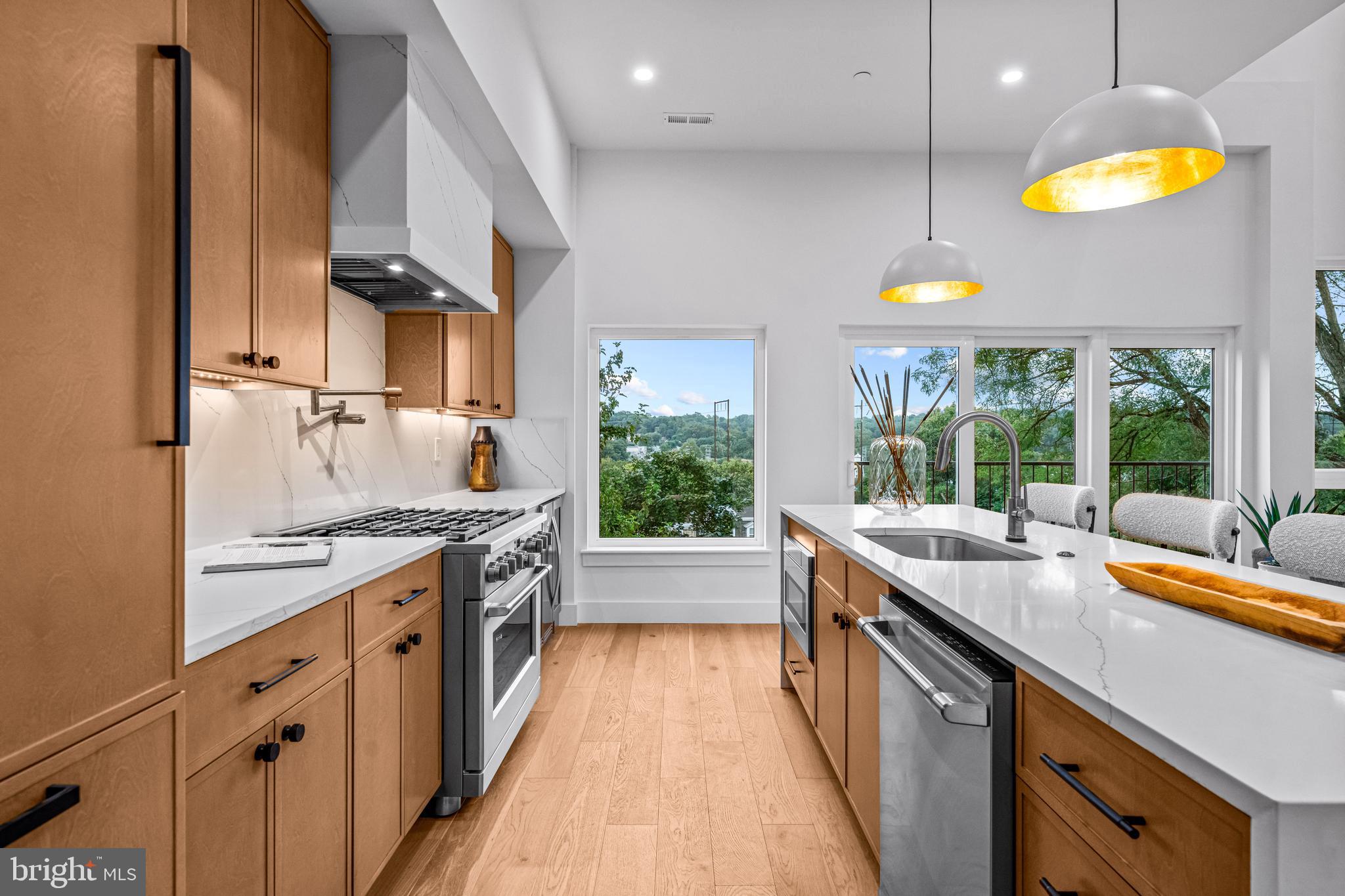 MANAYUNK - Residential