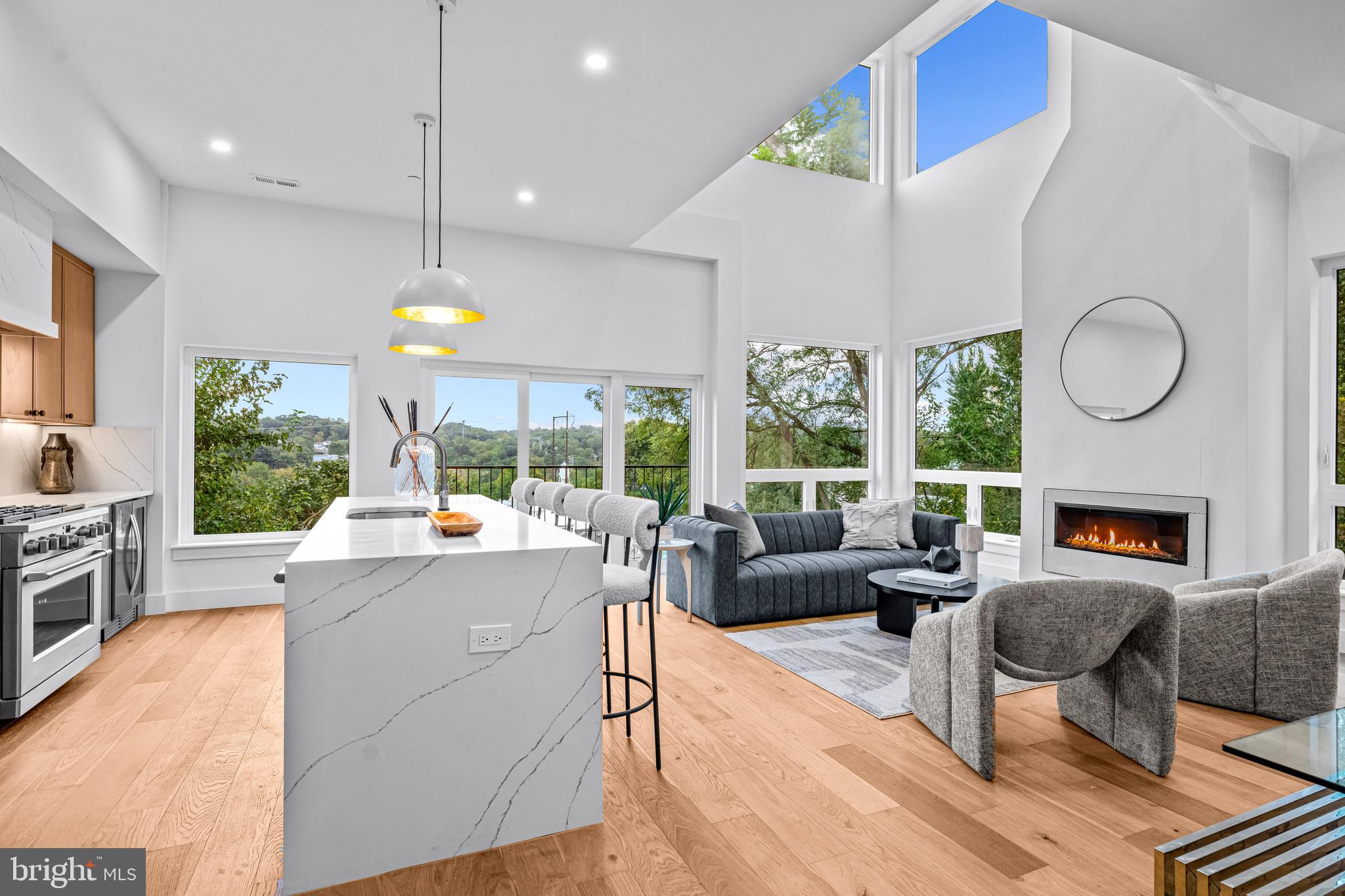 MANAYUNK - Residential