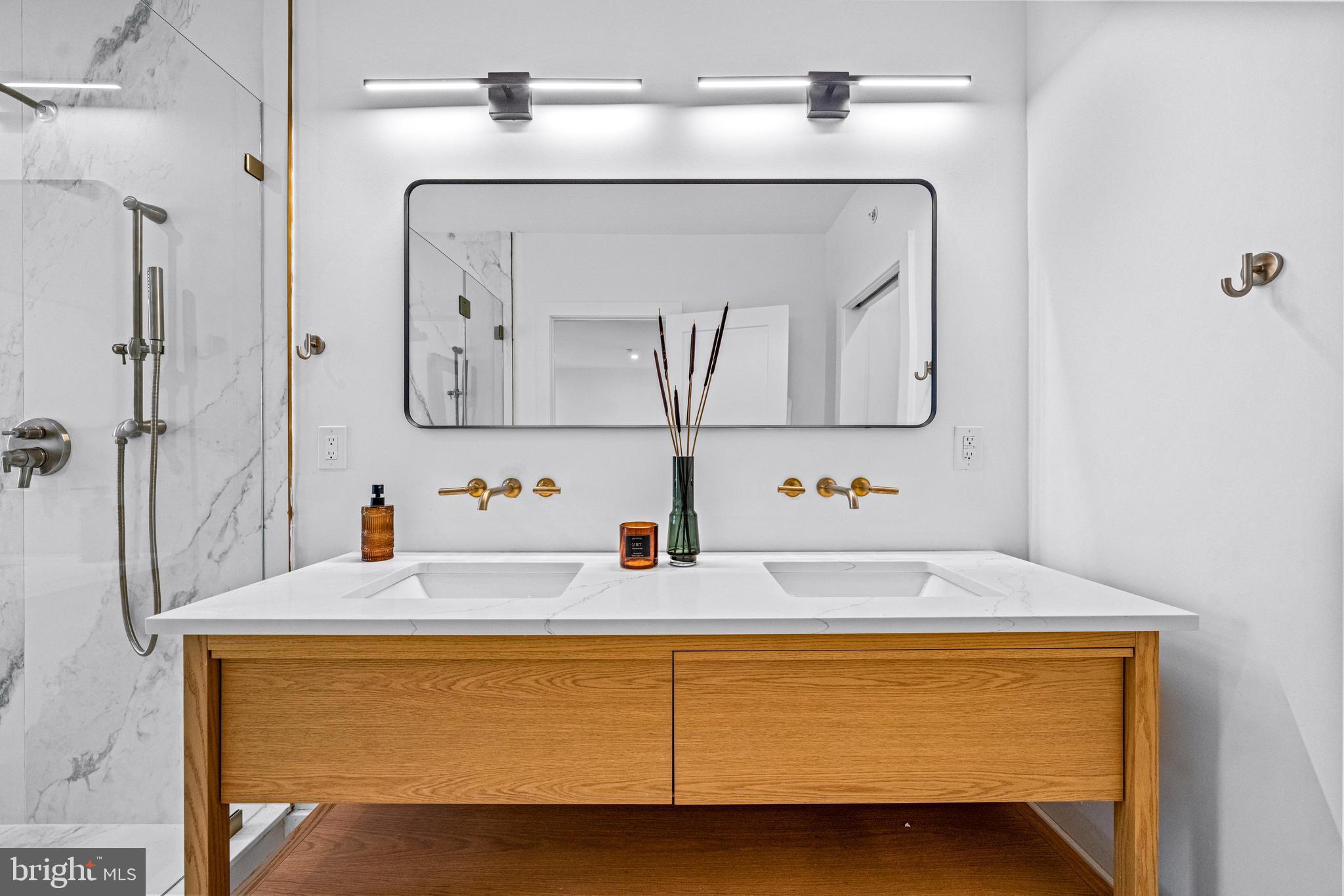 MANAYUNK - Residential