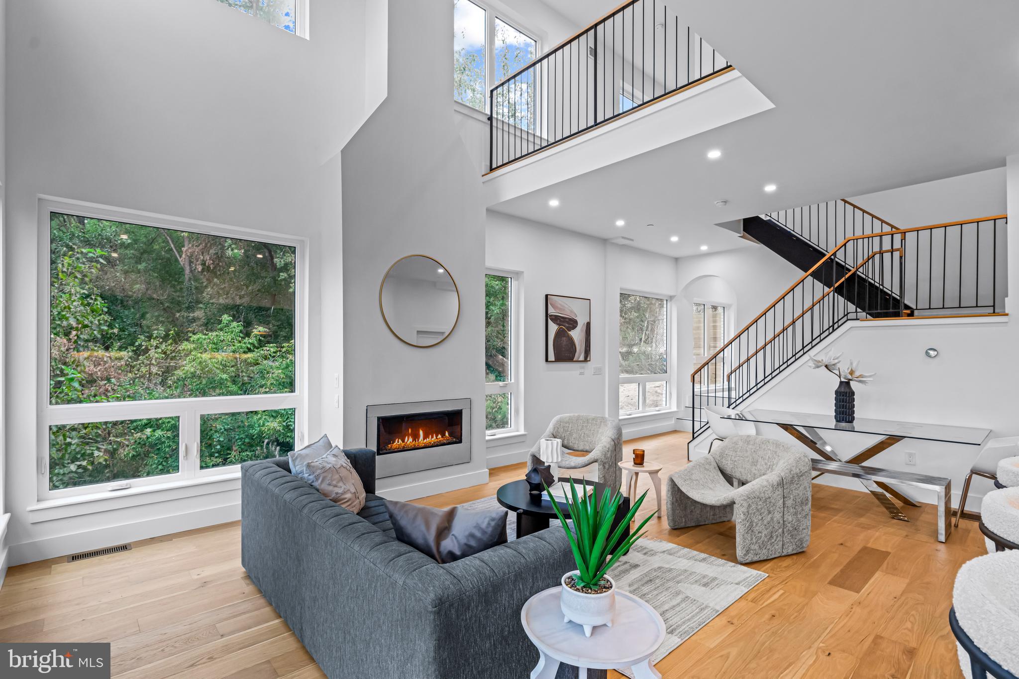 MANAYUNK - Residential