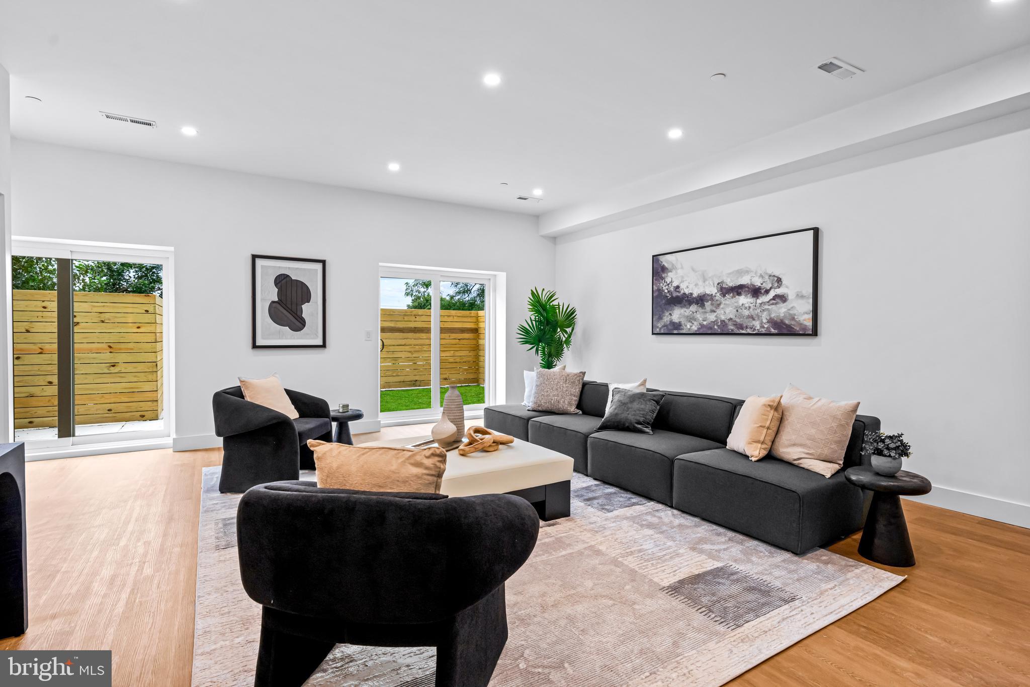 MANAYUNK - Residential