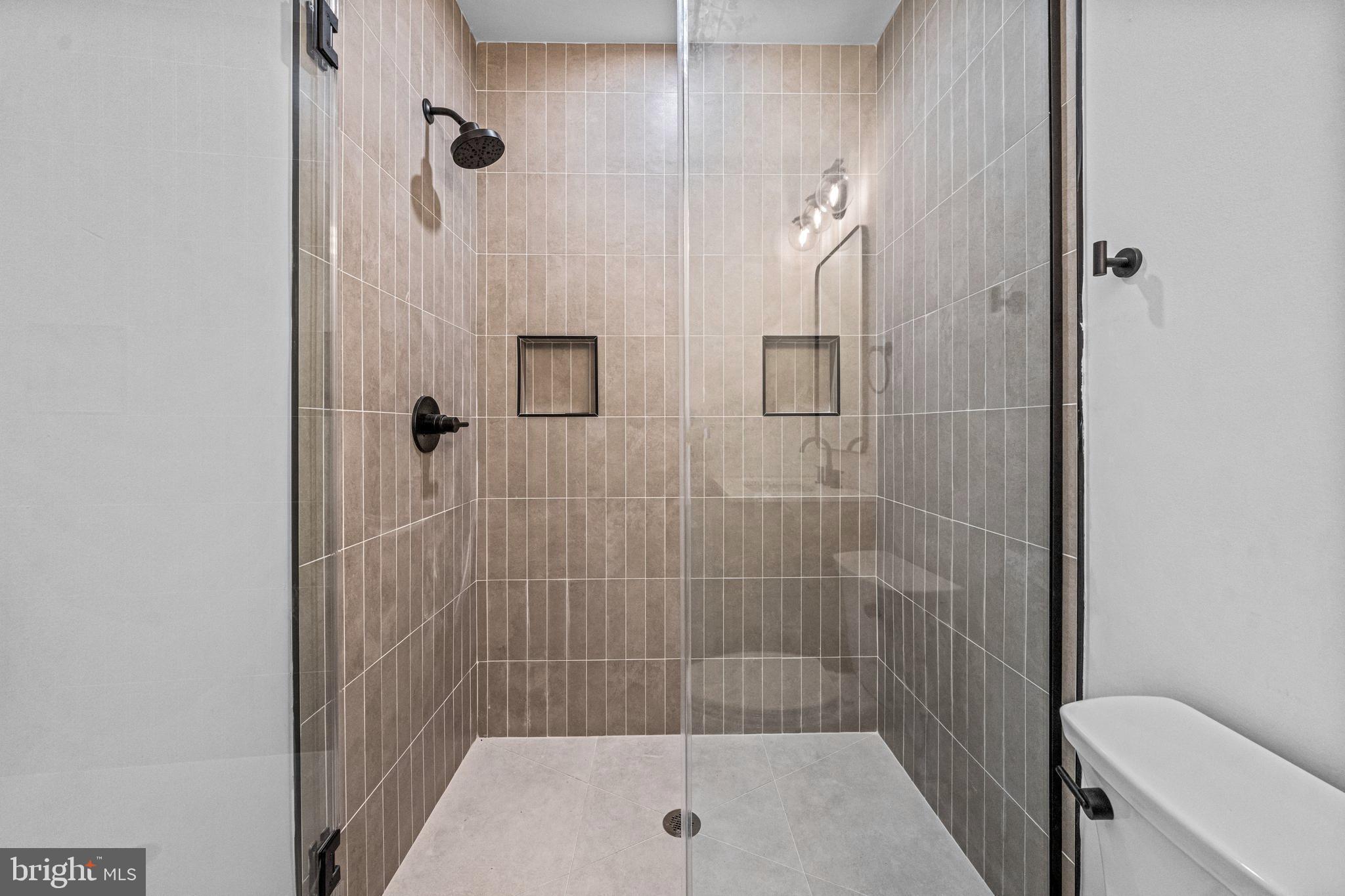 MANAYUNK - Residential