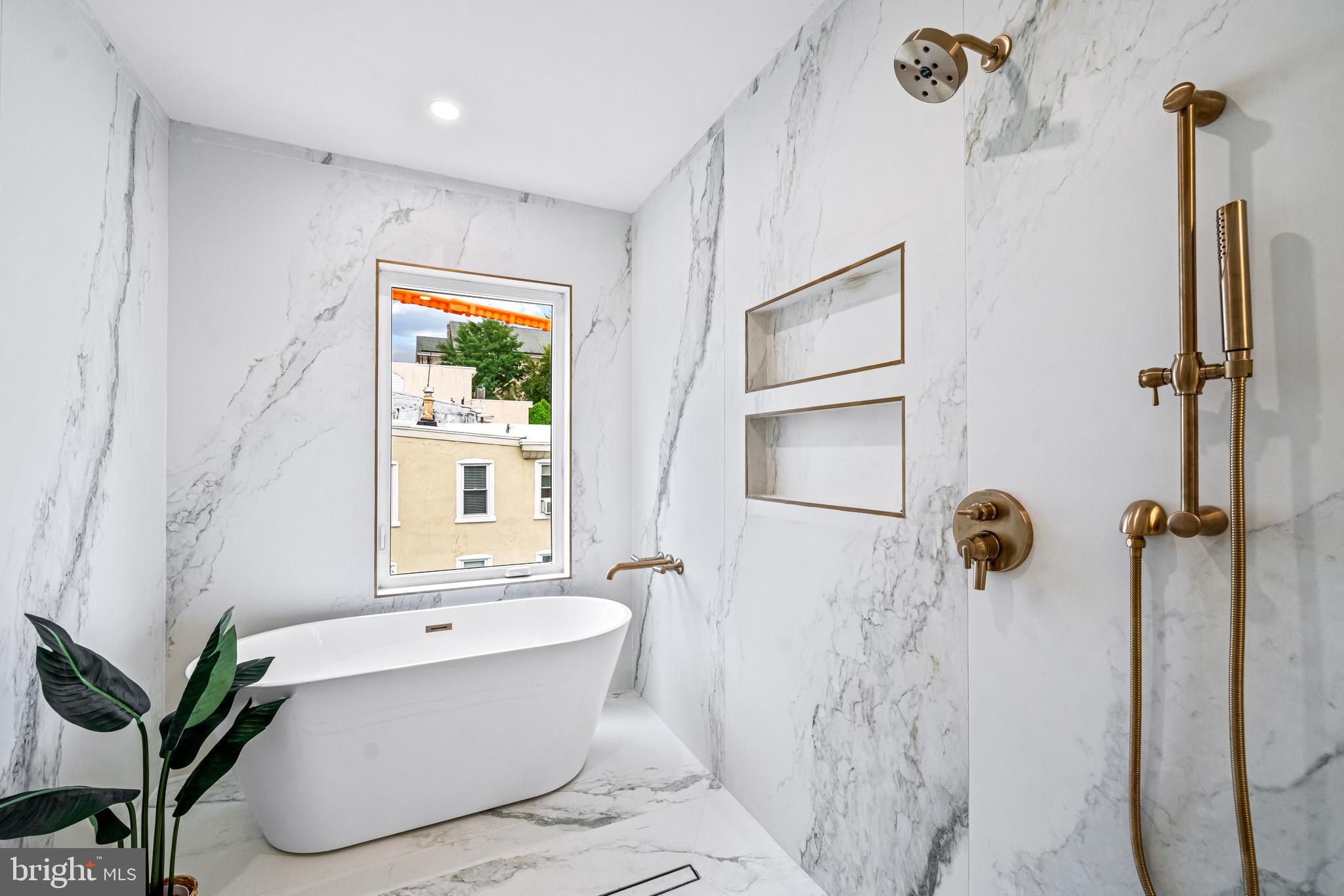 MANAYUNK - Residential