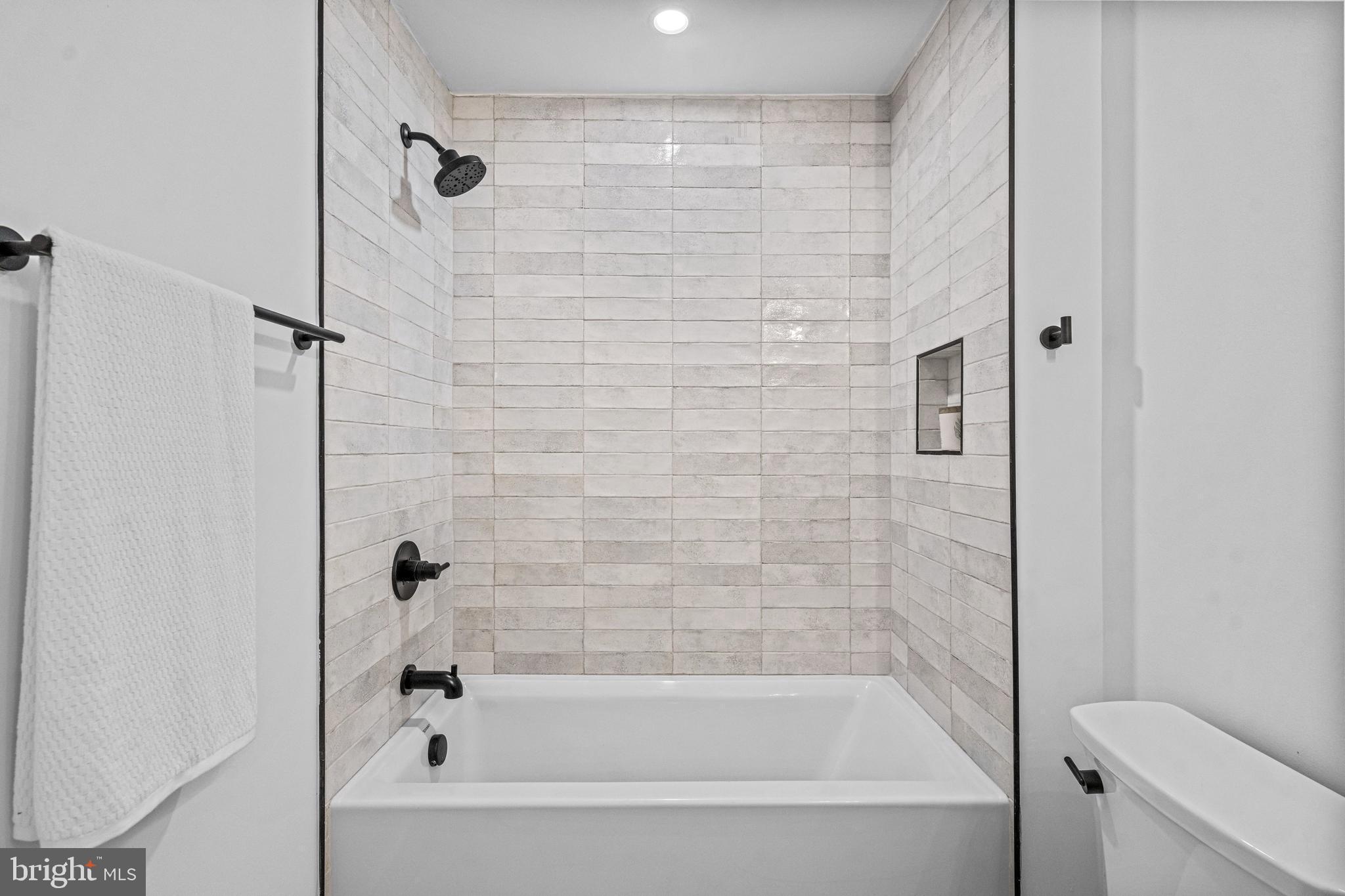 MANAYUNK - Residential