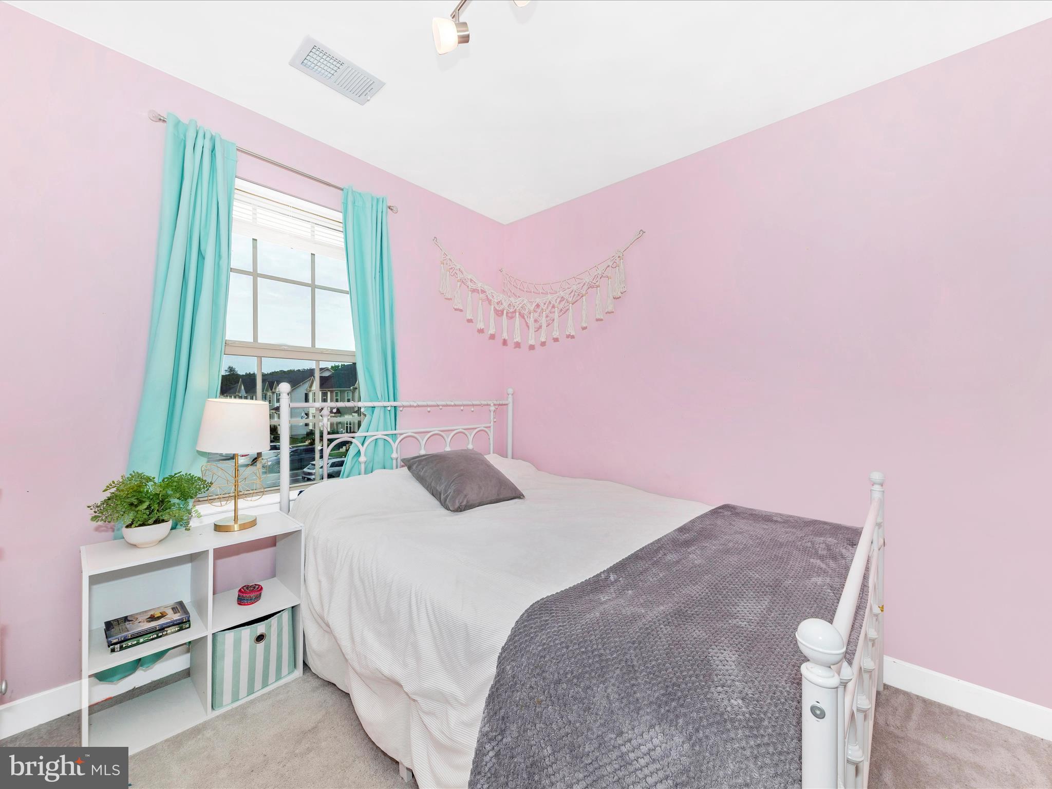 LAKE LINGANORE - Residential