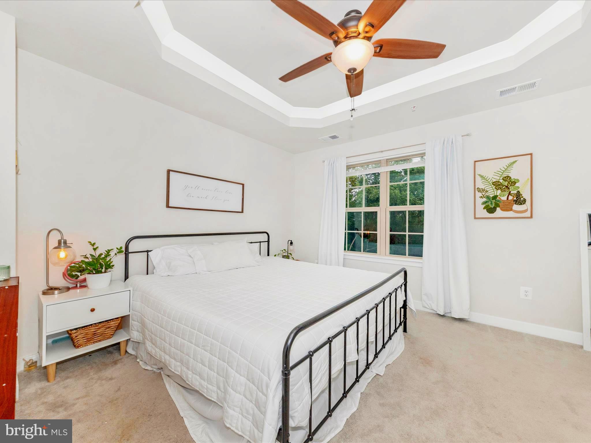 LAKE LINGANORE - Residential