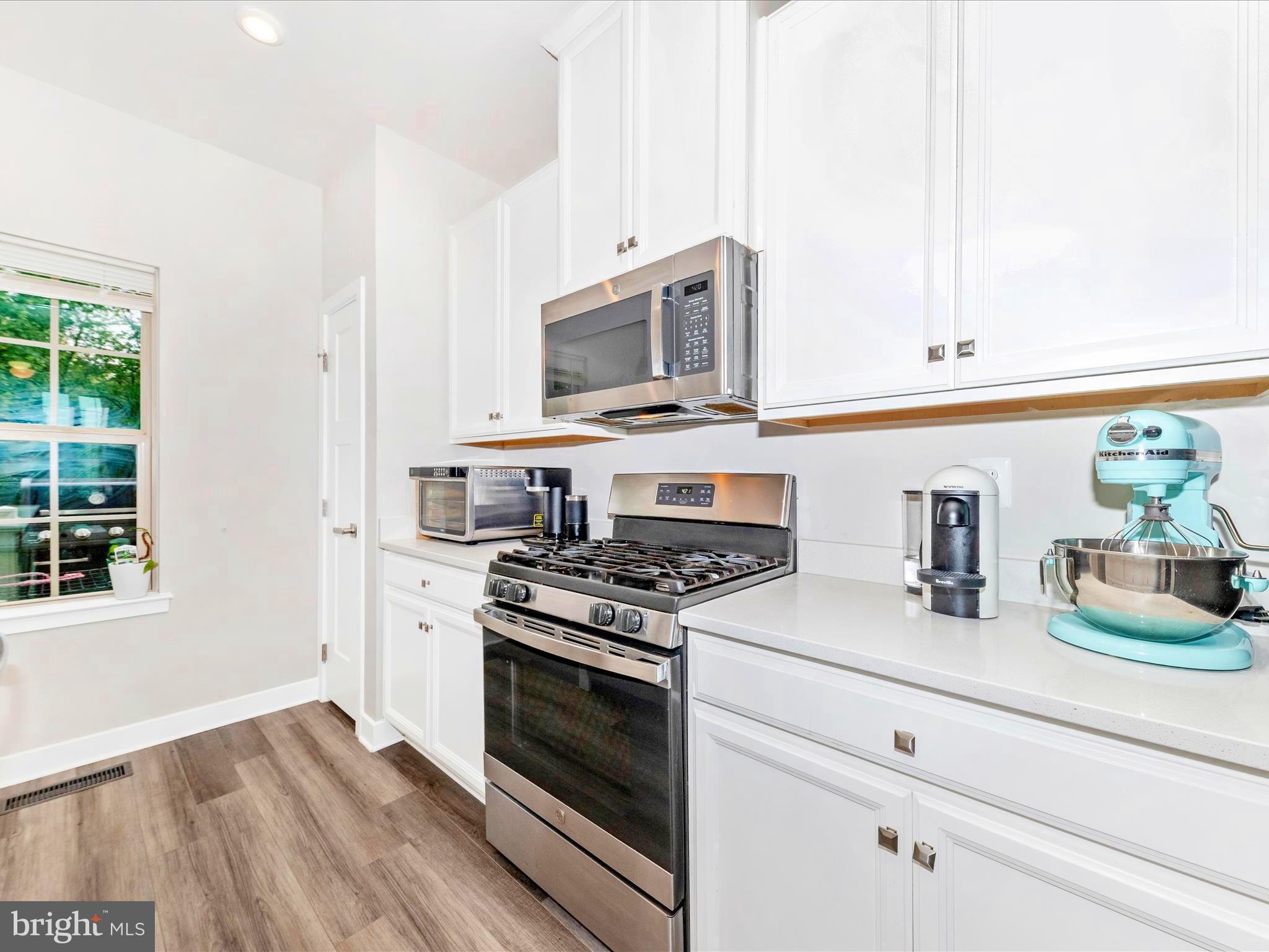 LAKE LINGANORE - Residential