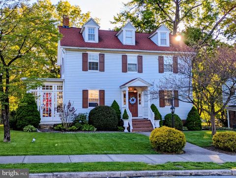 3406 PERKIOMEN AVENUE READING PA 19606