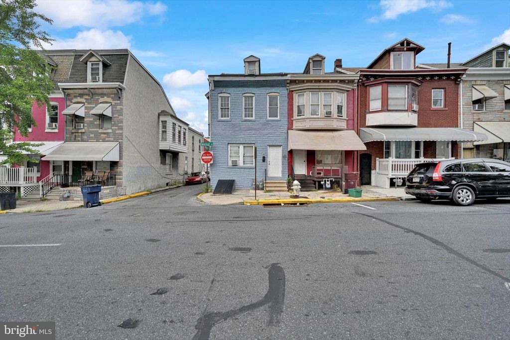 Photo of 1027 Walnut Street, READING, PA 19601 (MLS # PABK2061772)