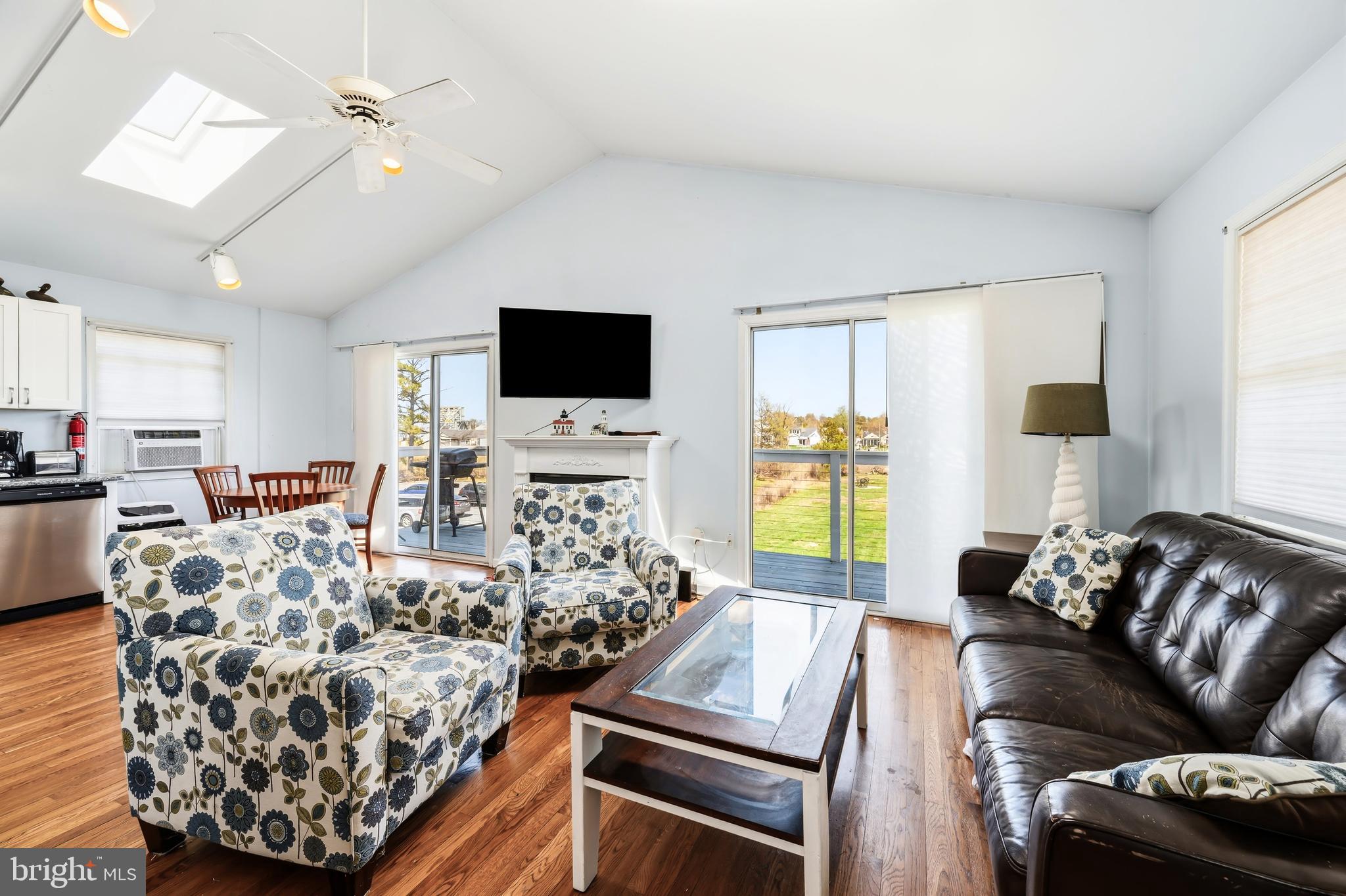 TILGHMAN - Residential