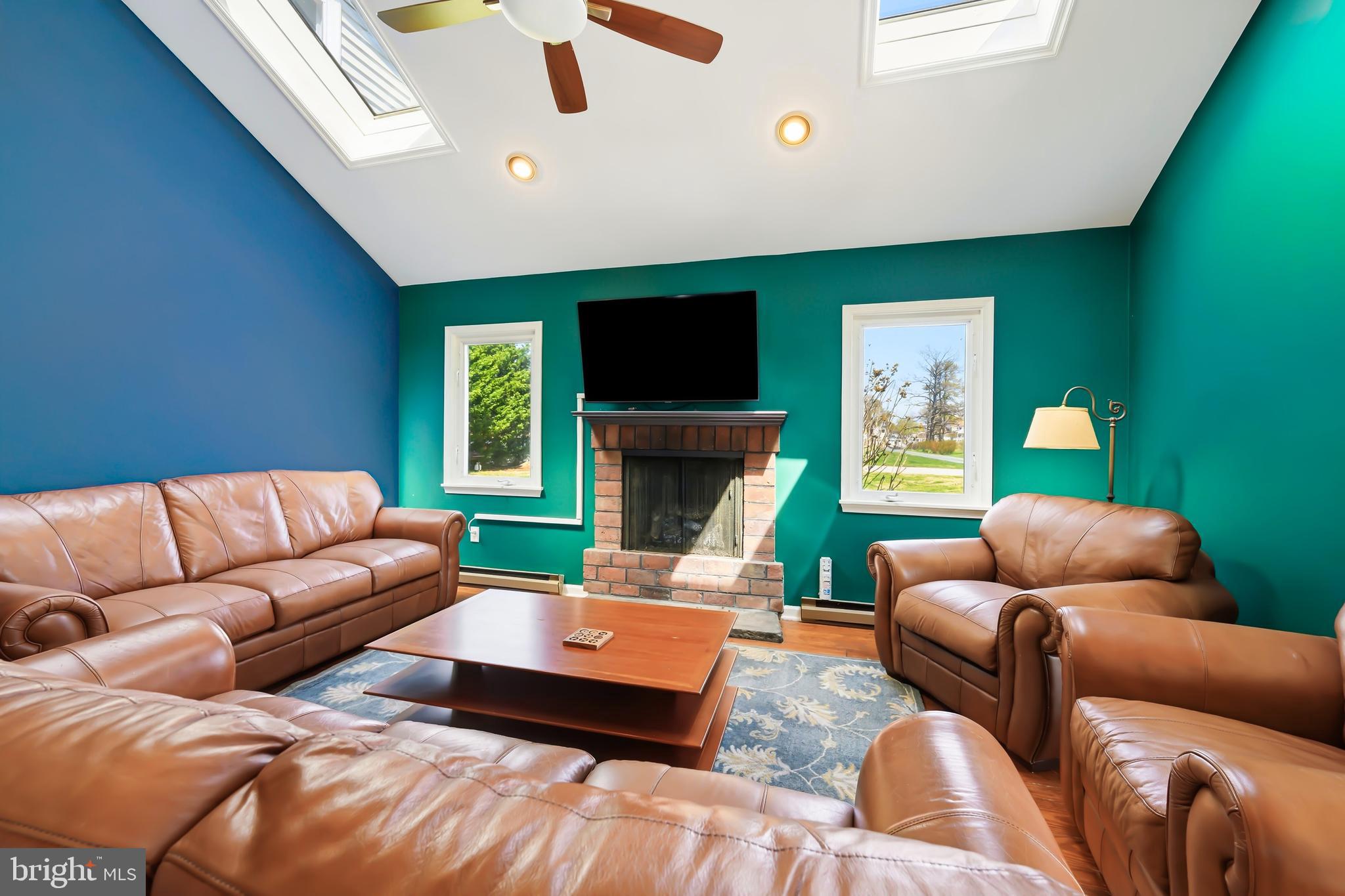 TILGHMAN - Residential