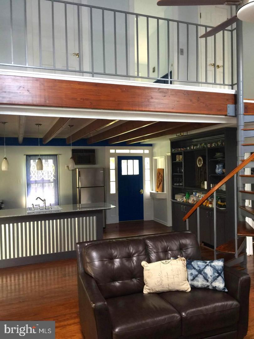 21552 CHICKEN POINT ROAD