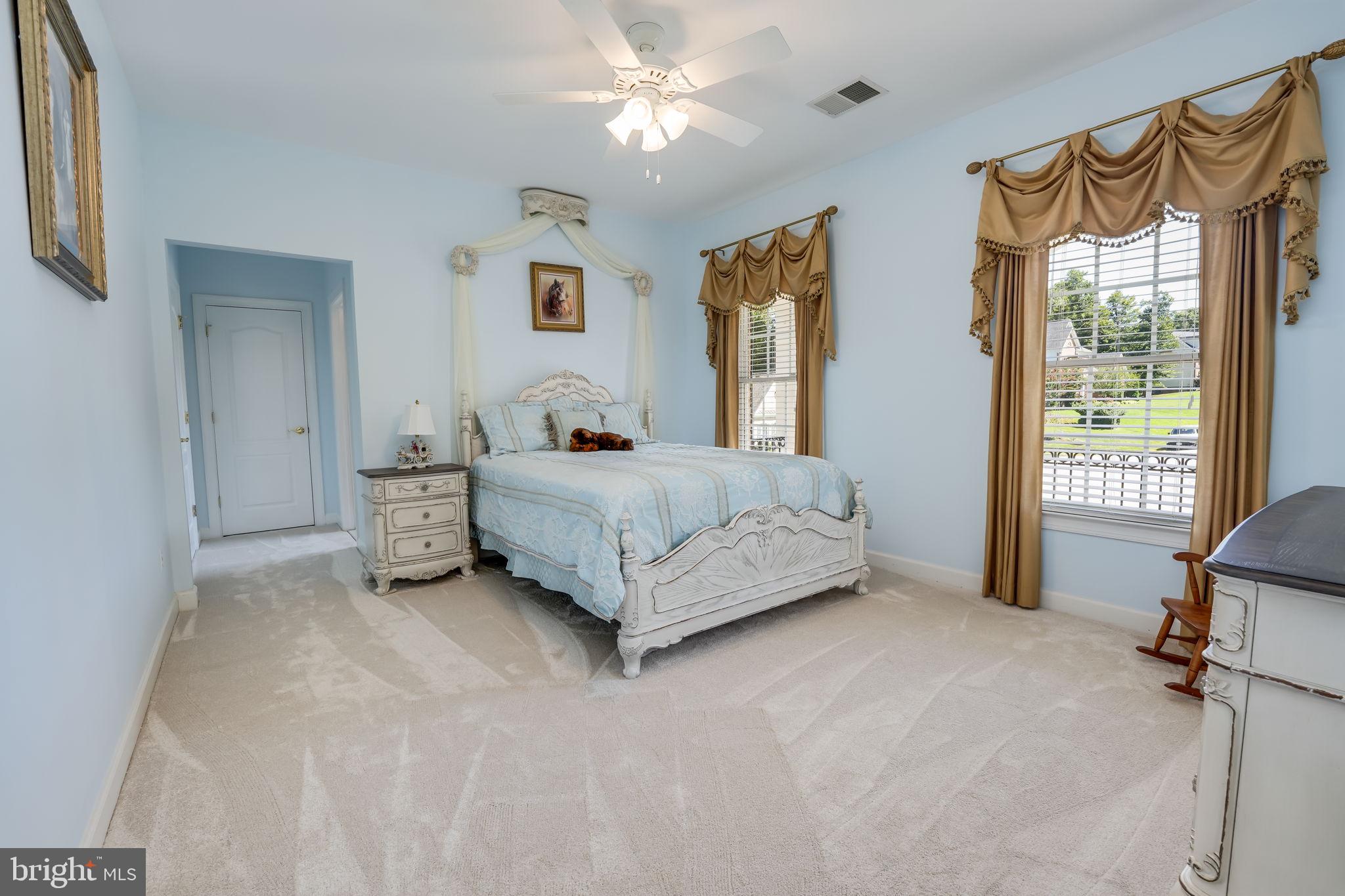 RIVER FALLS - Residential