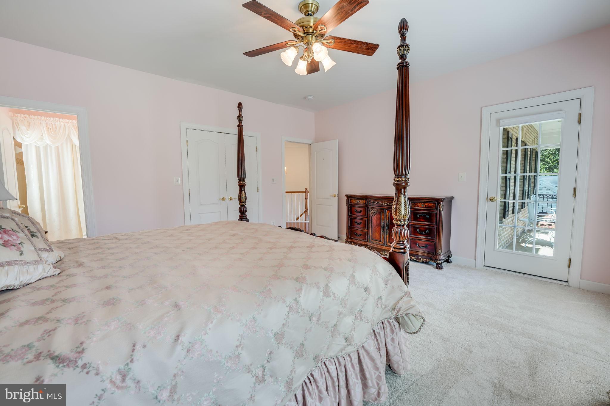 RIVER FALLS - Residential