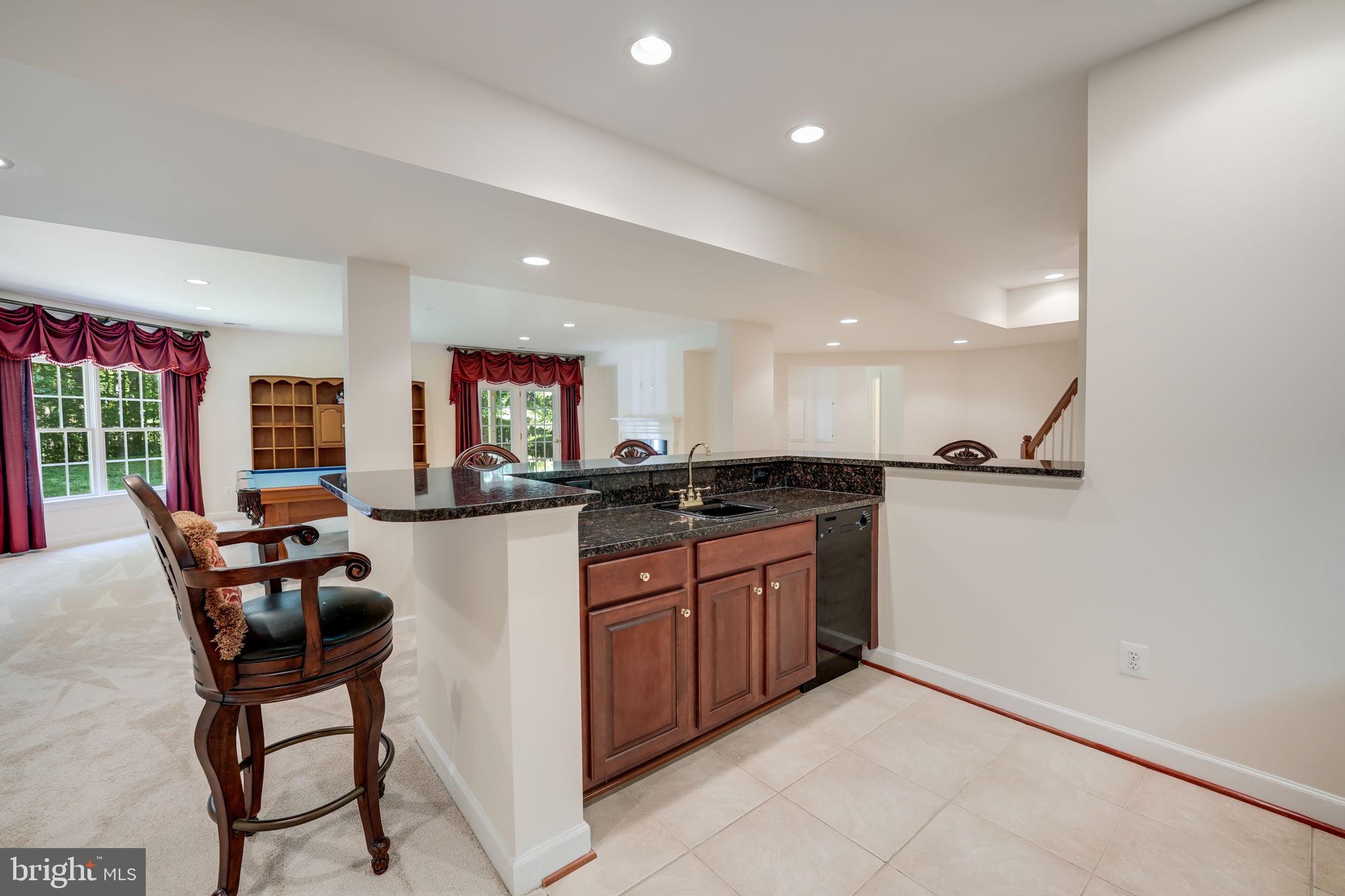 RIVER FALLS - Residential