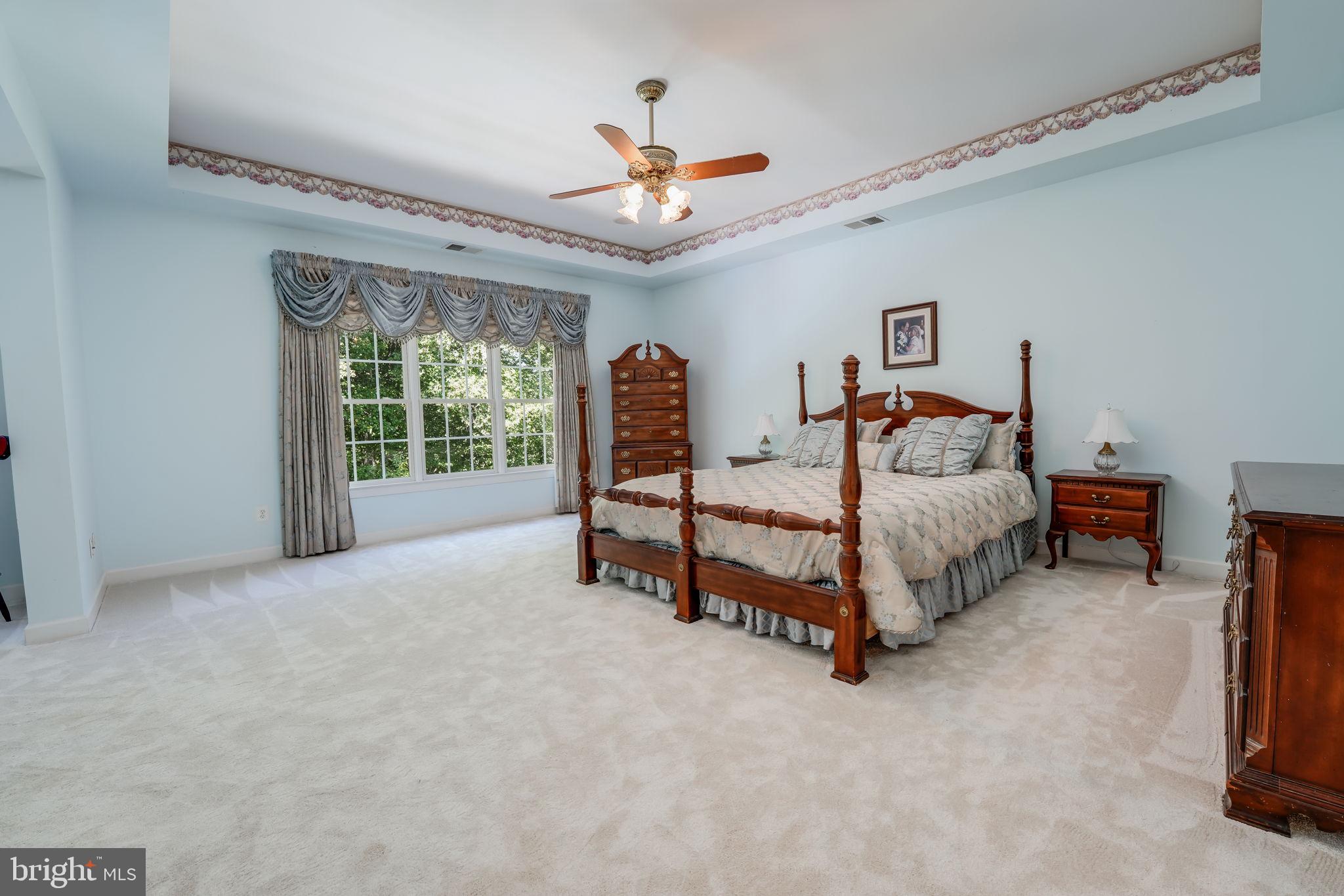 RIVER FALLS - Residential