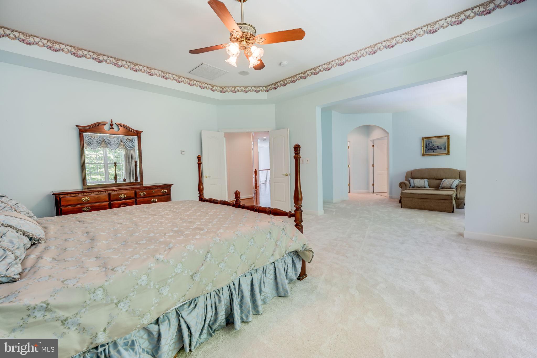 RIVER FALLS - Residential