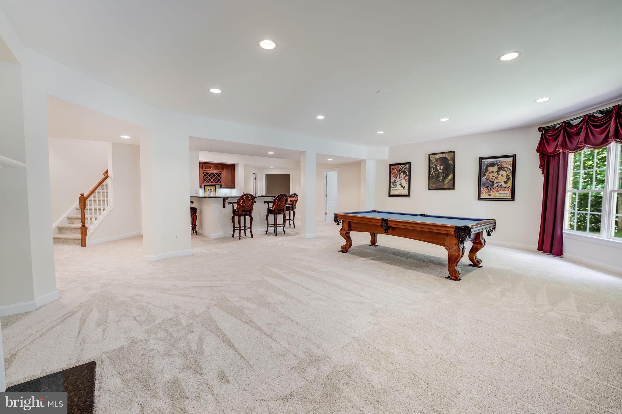 RIVER FALLS - Residential