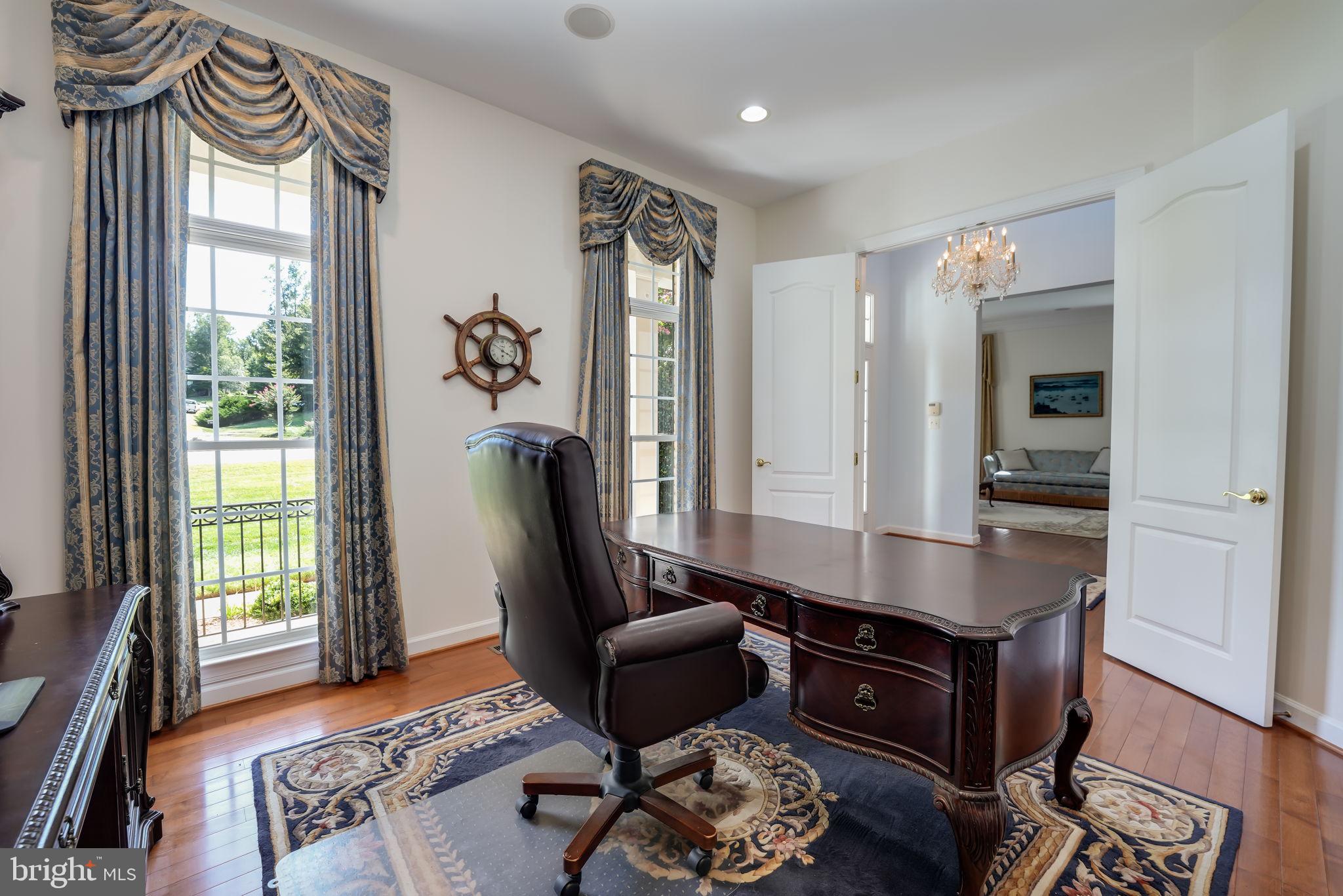 RIVER FALLS - Residential