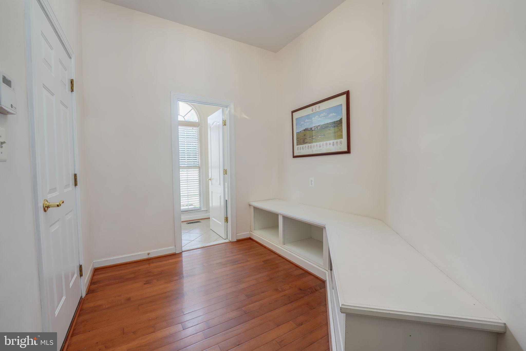 RIVER FALLS - Residential