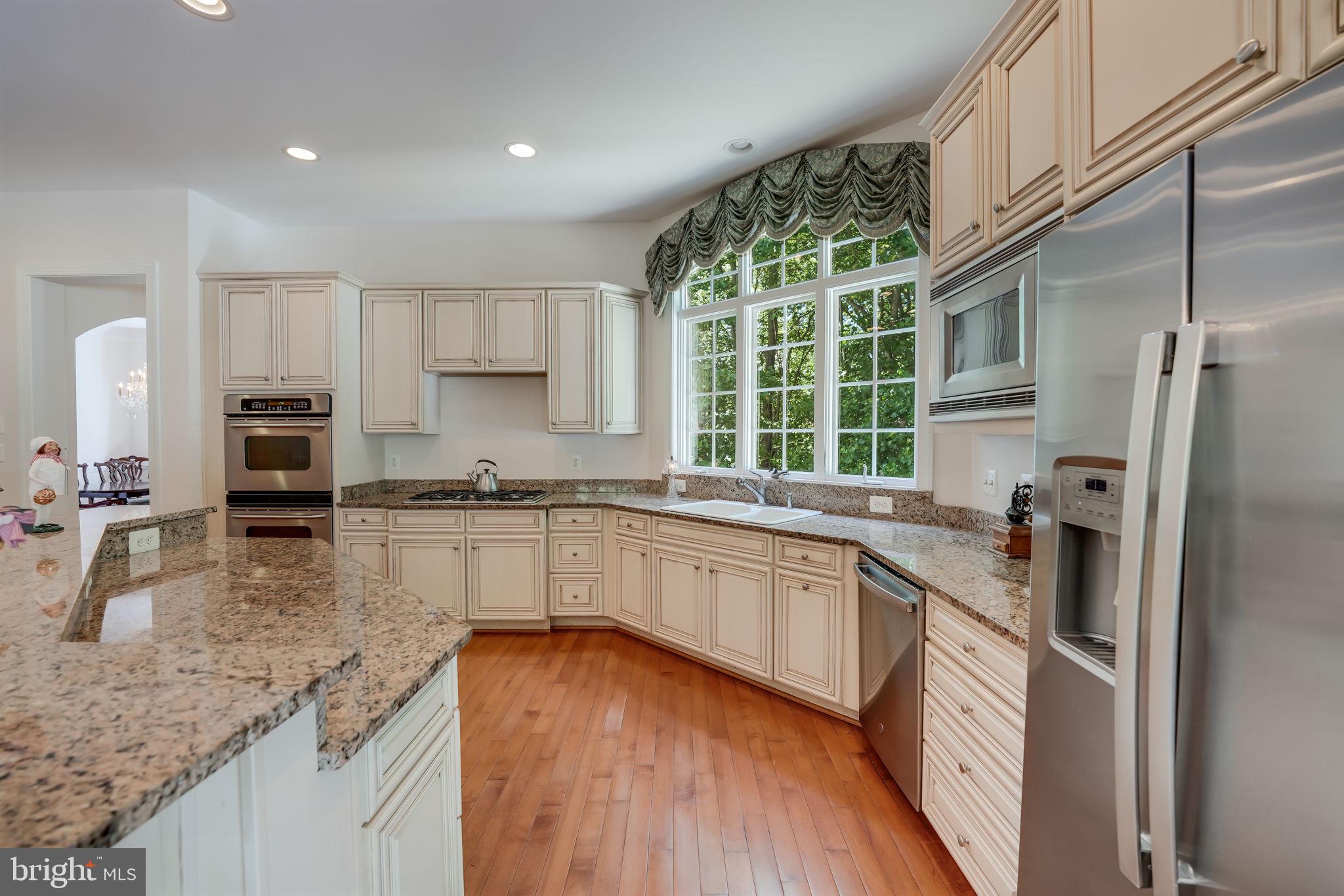 RIVER FALLS - Residential