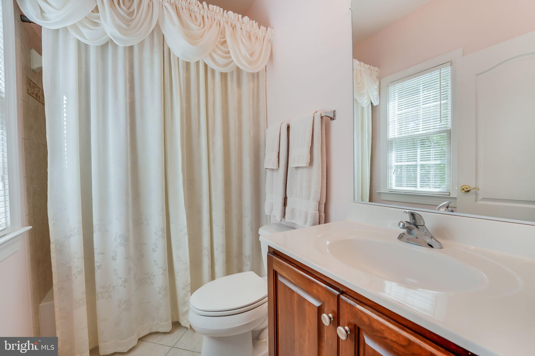 RIVER FALLS - Residential