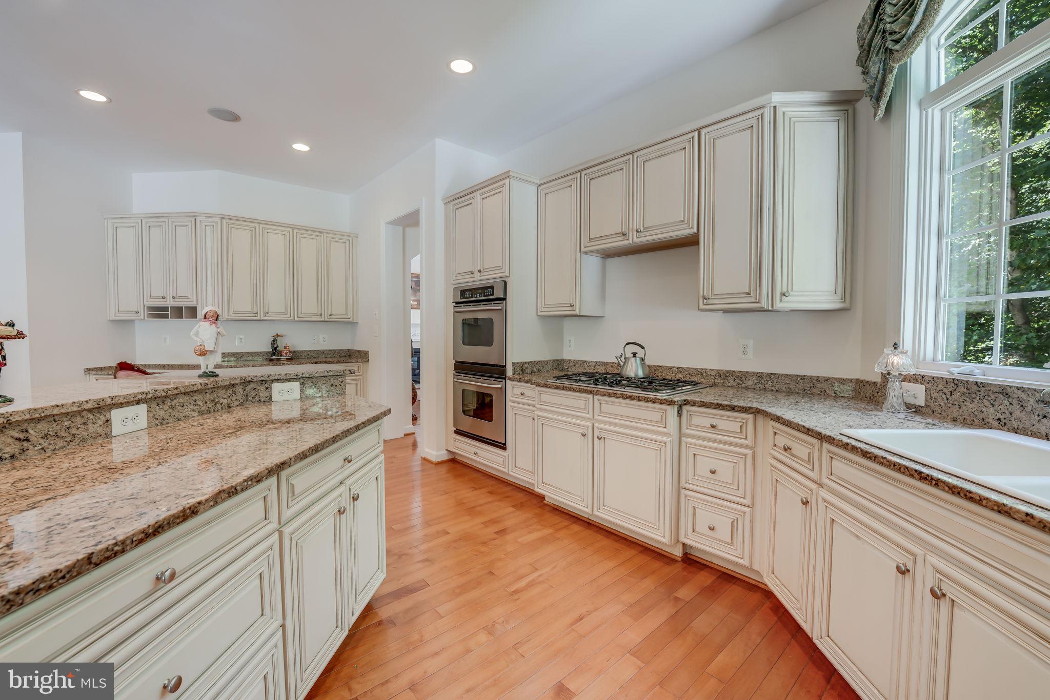 RIVER FALLS - Residential