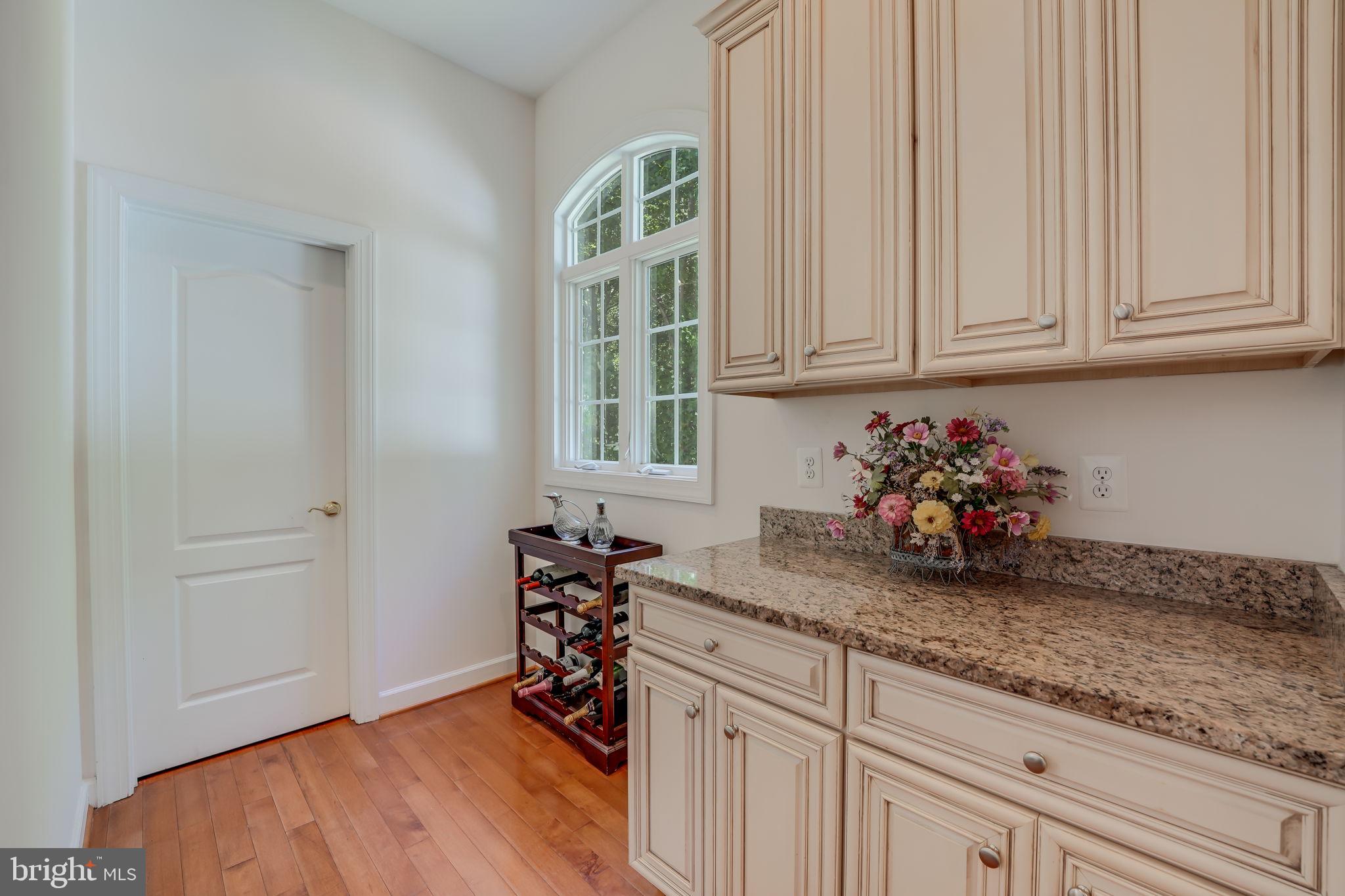 RIVER FALLS - Residential