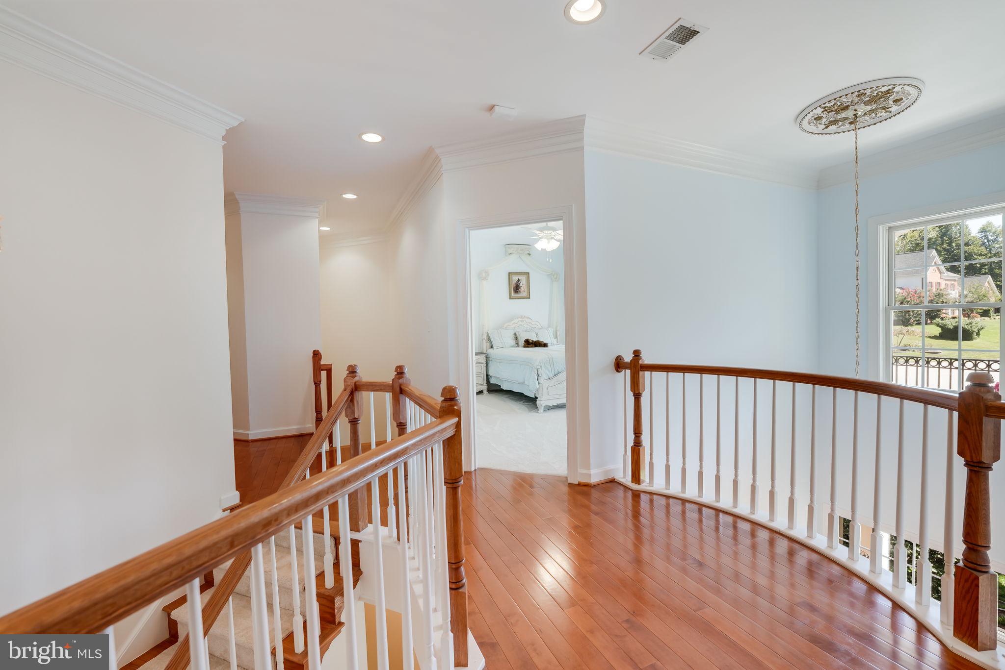 RIVER FALLS - Residential