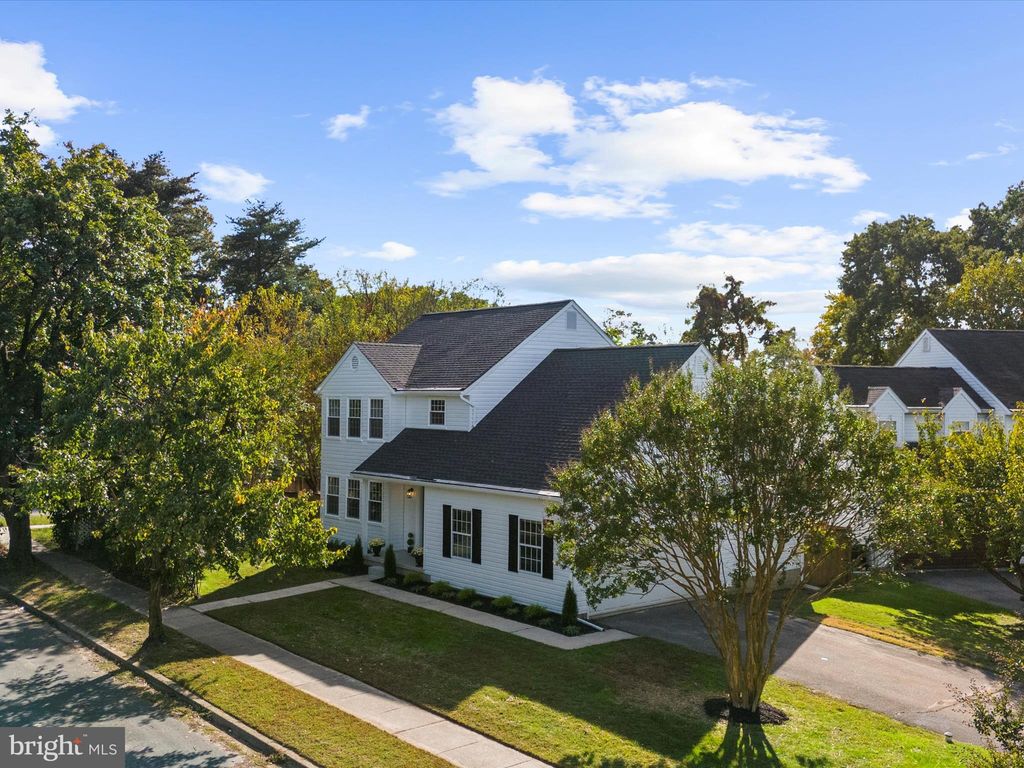 Photo of 701 Kenora Court, MILLERSVILLE, MD 21108 (MLS # MDAA2127922)