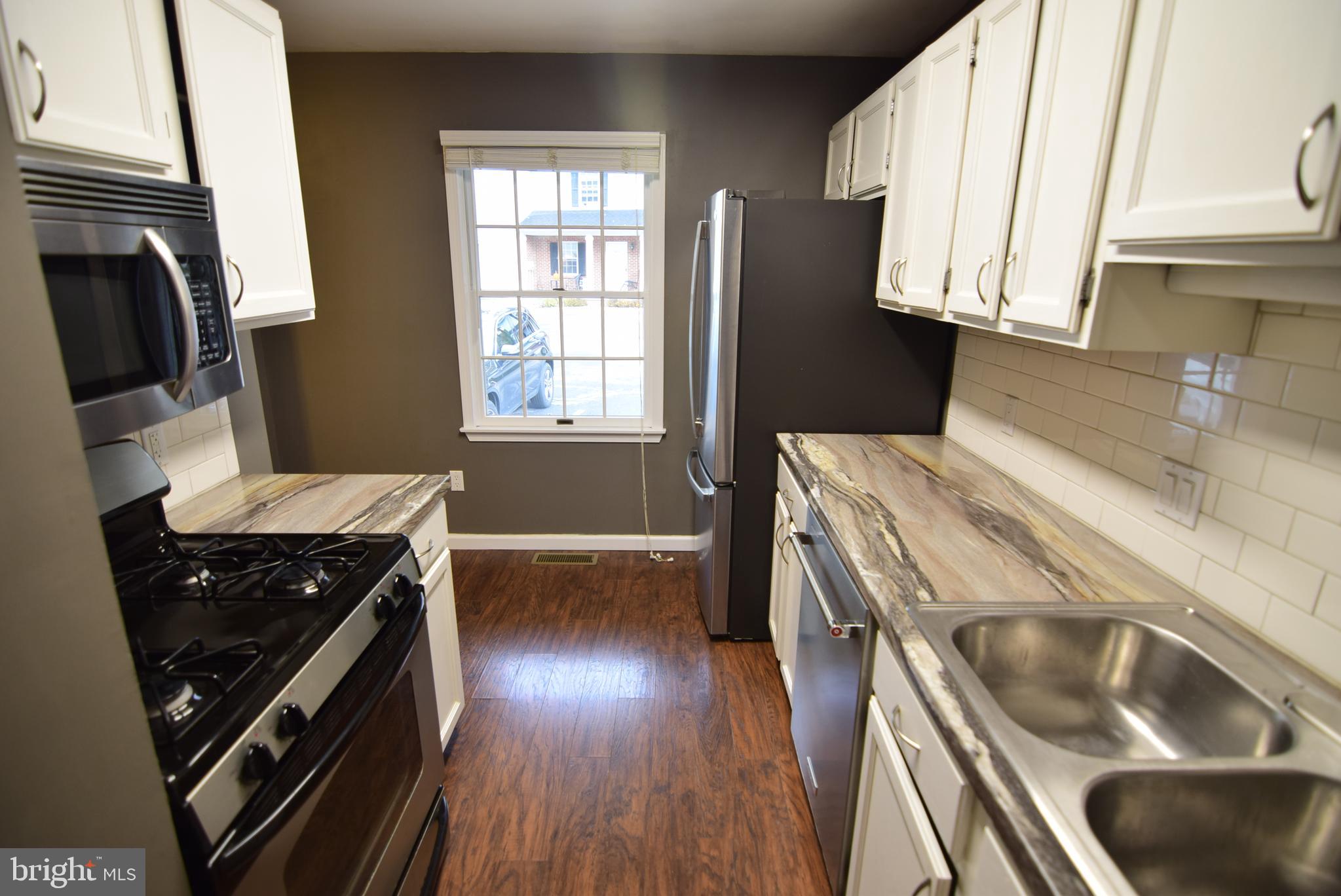 PENFIELD TOWNHOMES - Residential