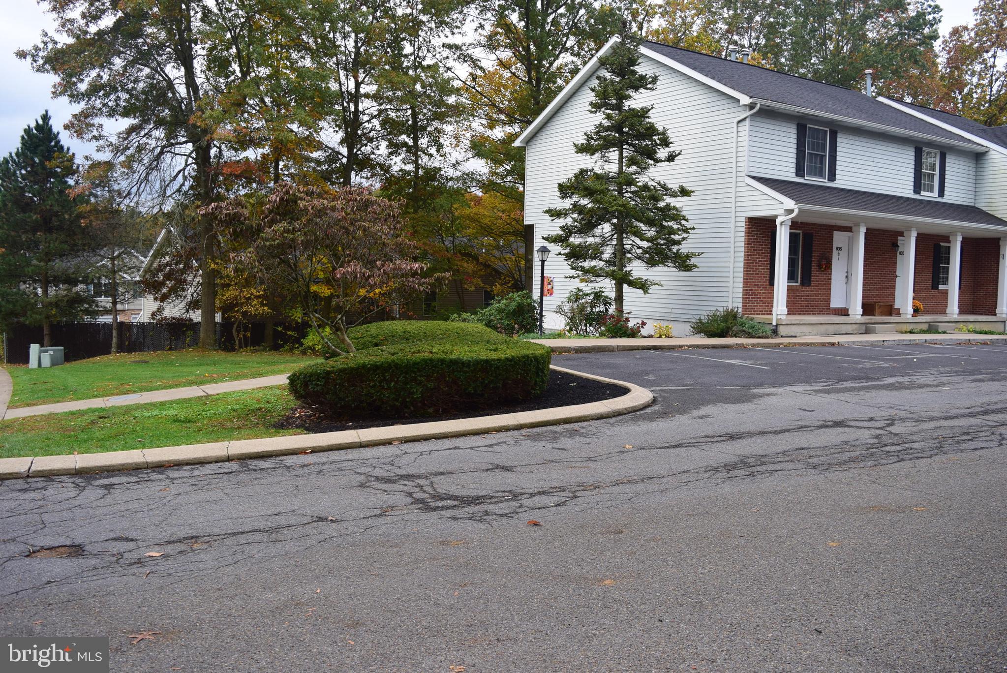 PENFIELD TOWNHOMES - Residential