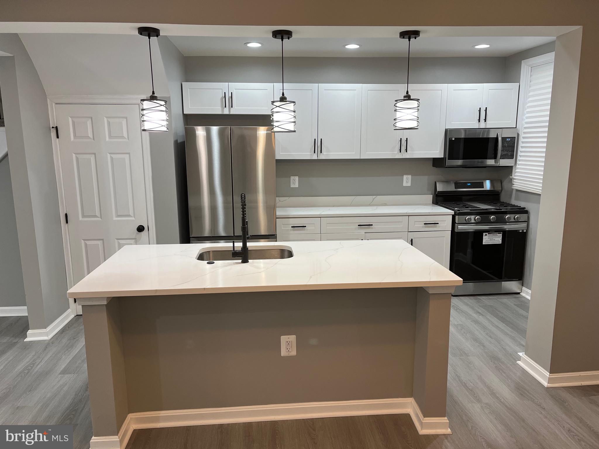 BELAIR-EDISON - Residential